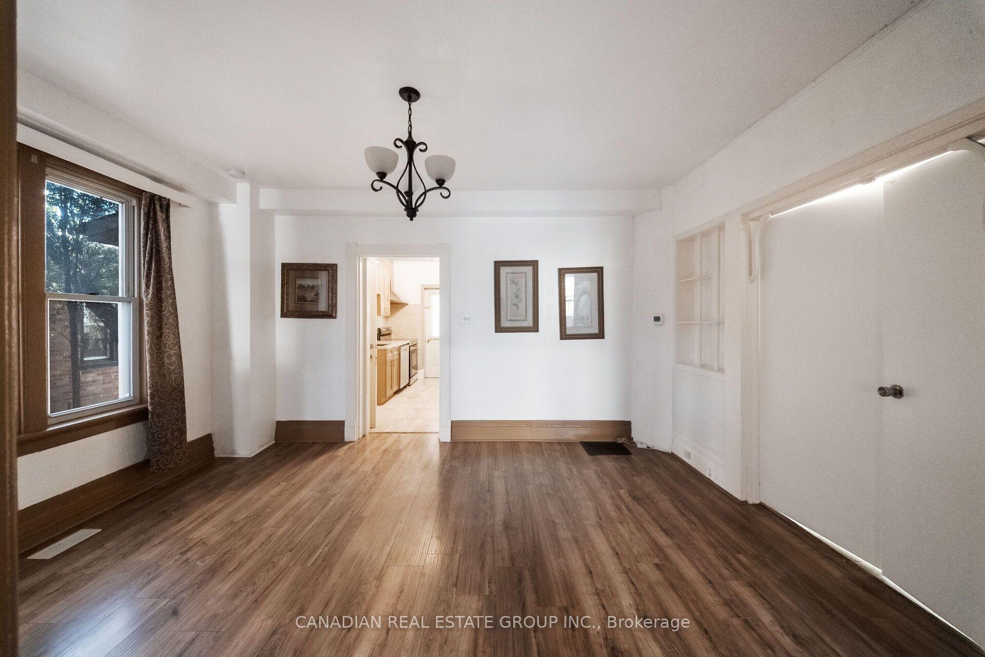 17 Oak Street Property Photo 13