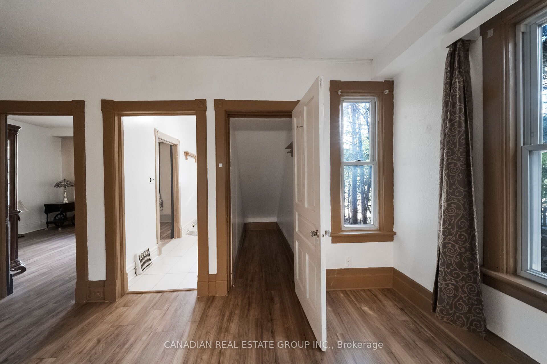 17 Oak Street Property Photo 15