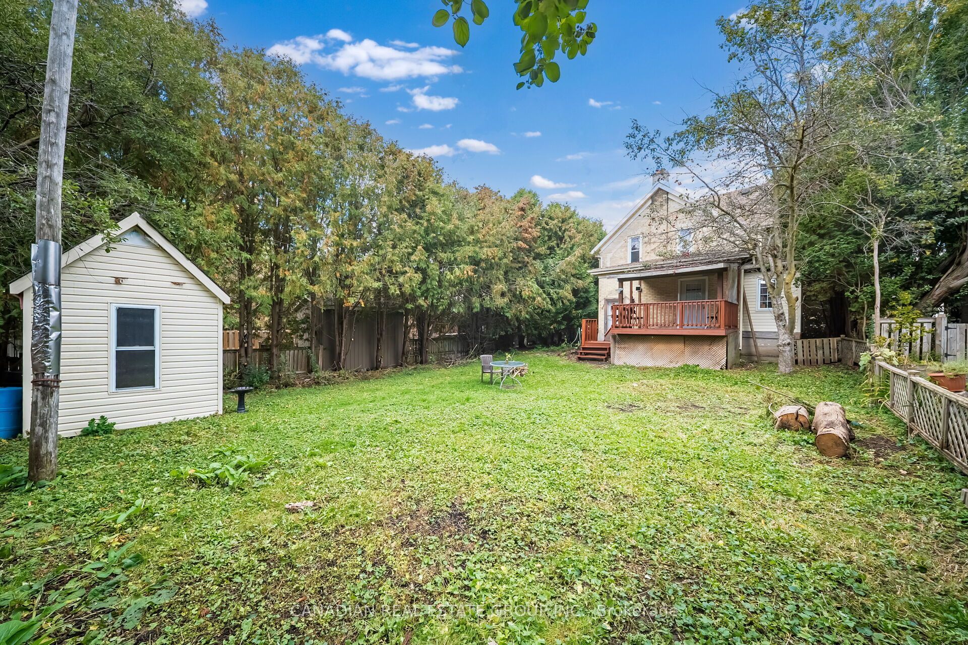 17 Oak Street Property Photo 44