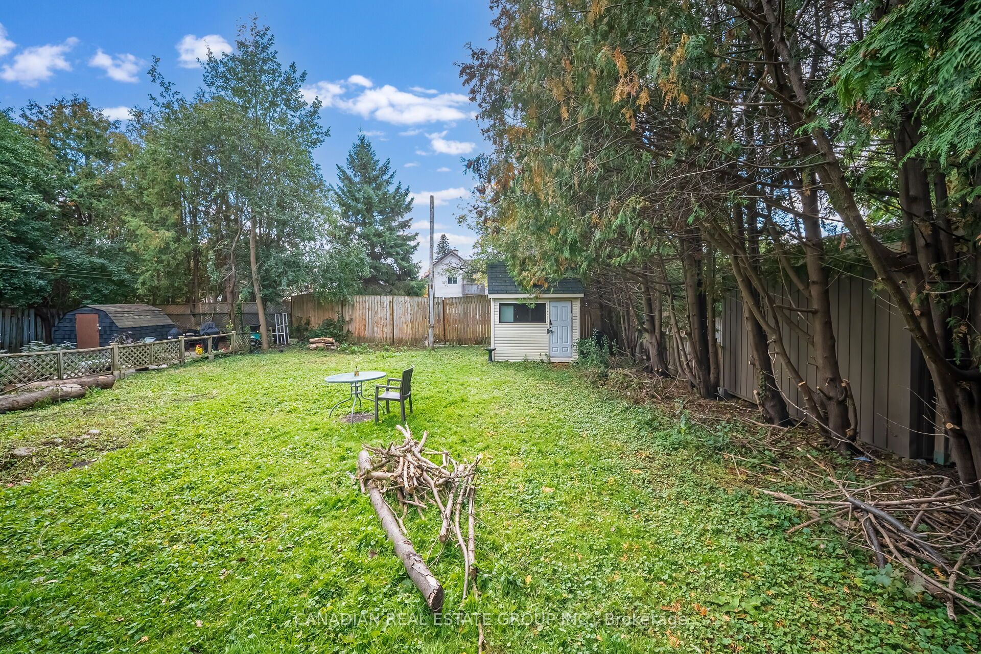 17 Oak Street Property Photo 45