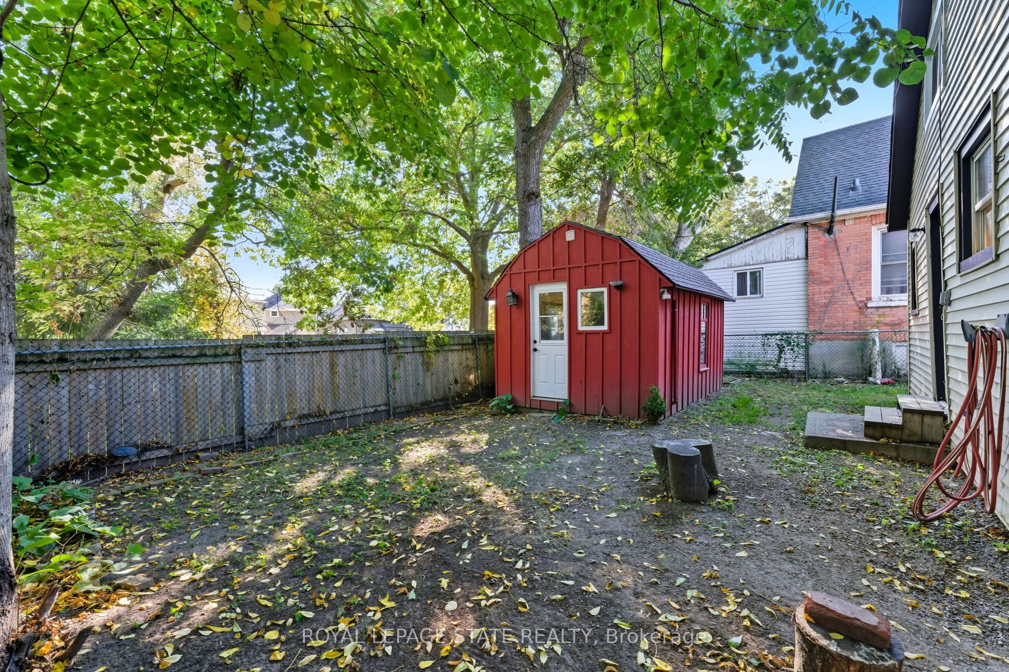 8 Tasker Street Property Photo 39