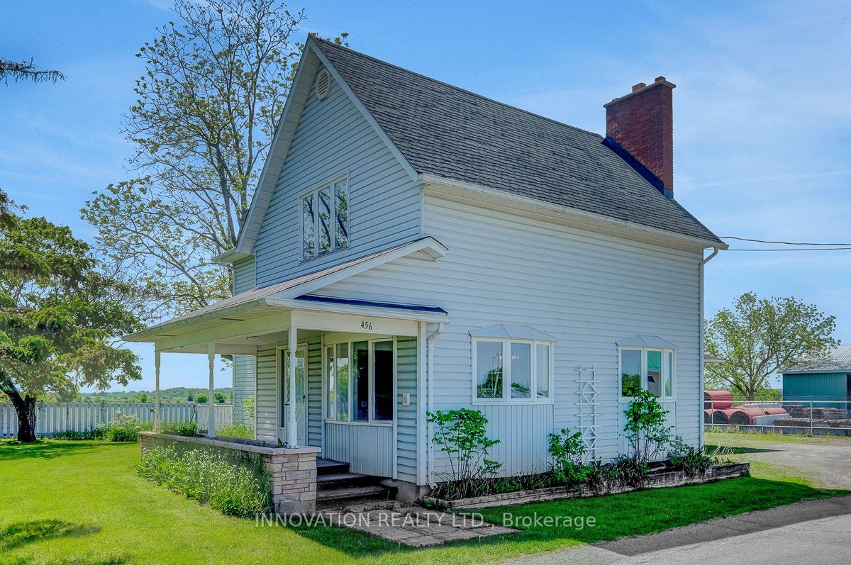 456 Gladstone Street Property Photo 2