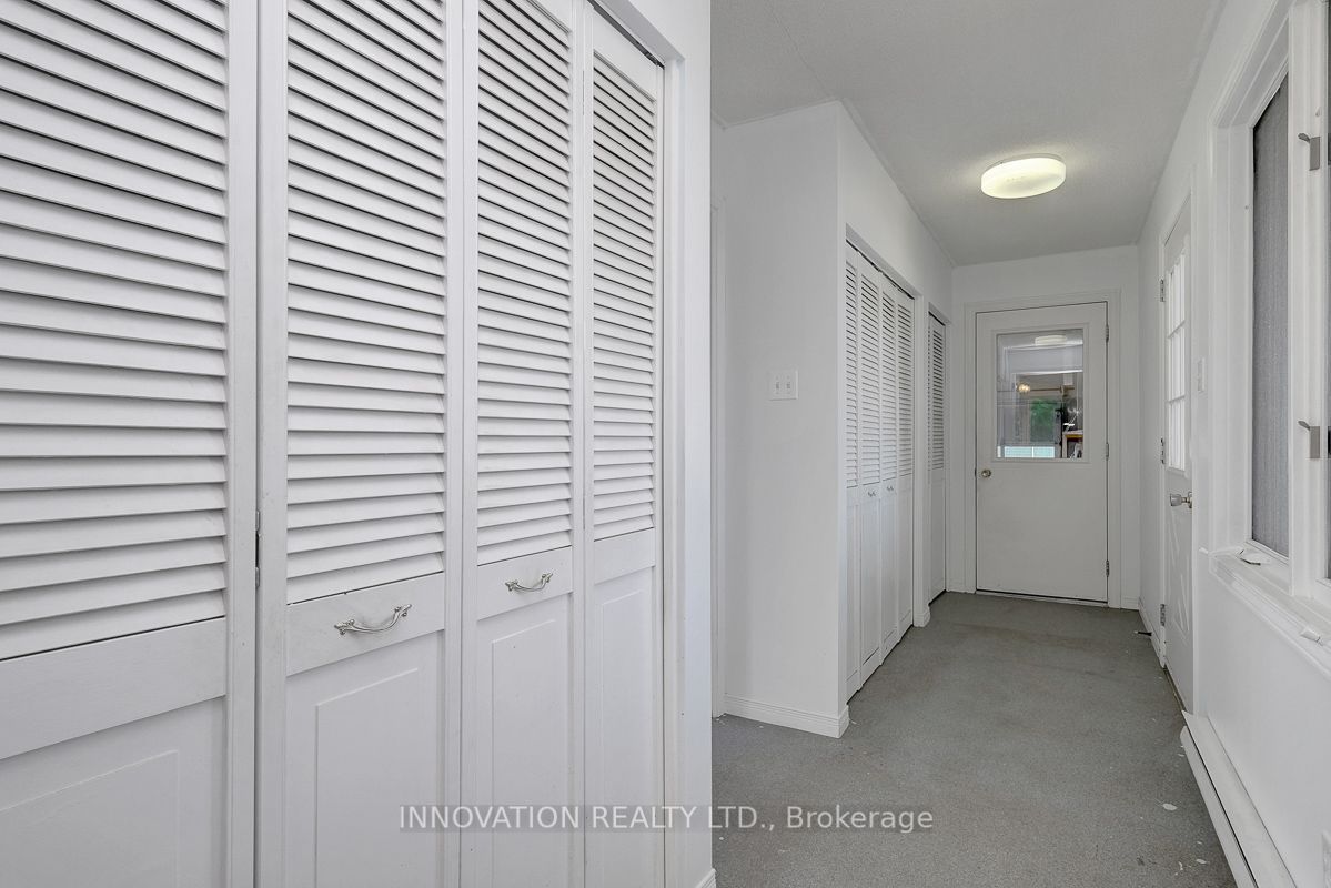 456 Gladstone Street Property Photo 15