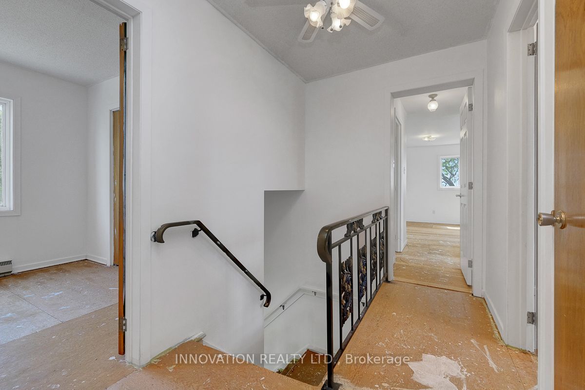 456 Gladstone Street Property Photo 21