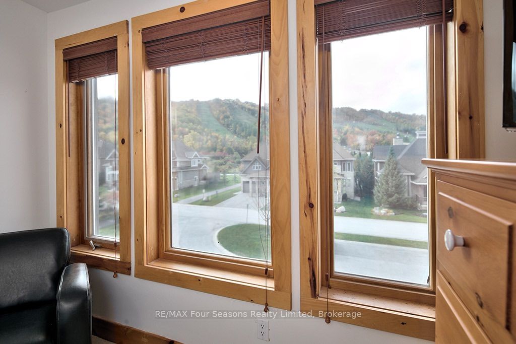 184 National Drive Property Photo 23