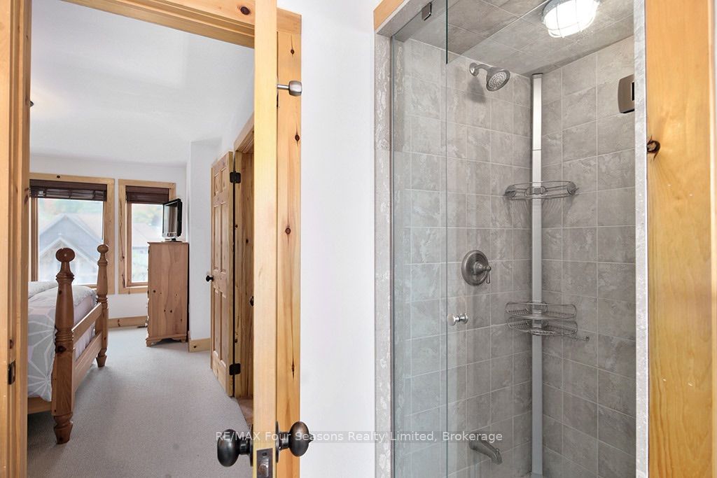 184 National Drive Property Photo 25