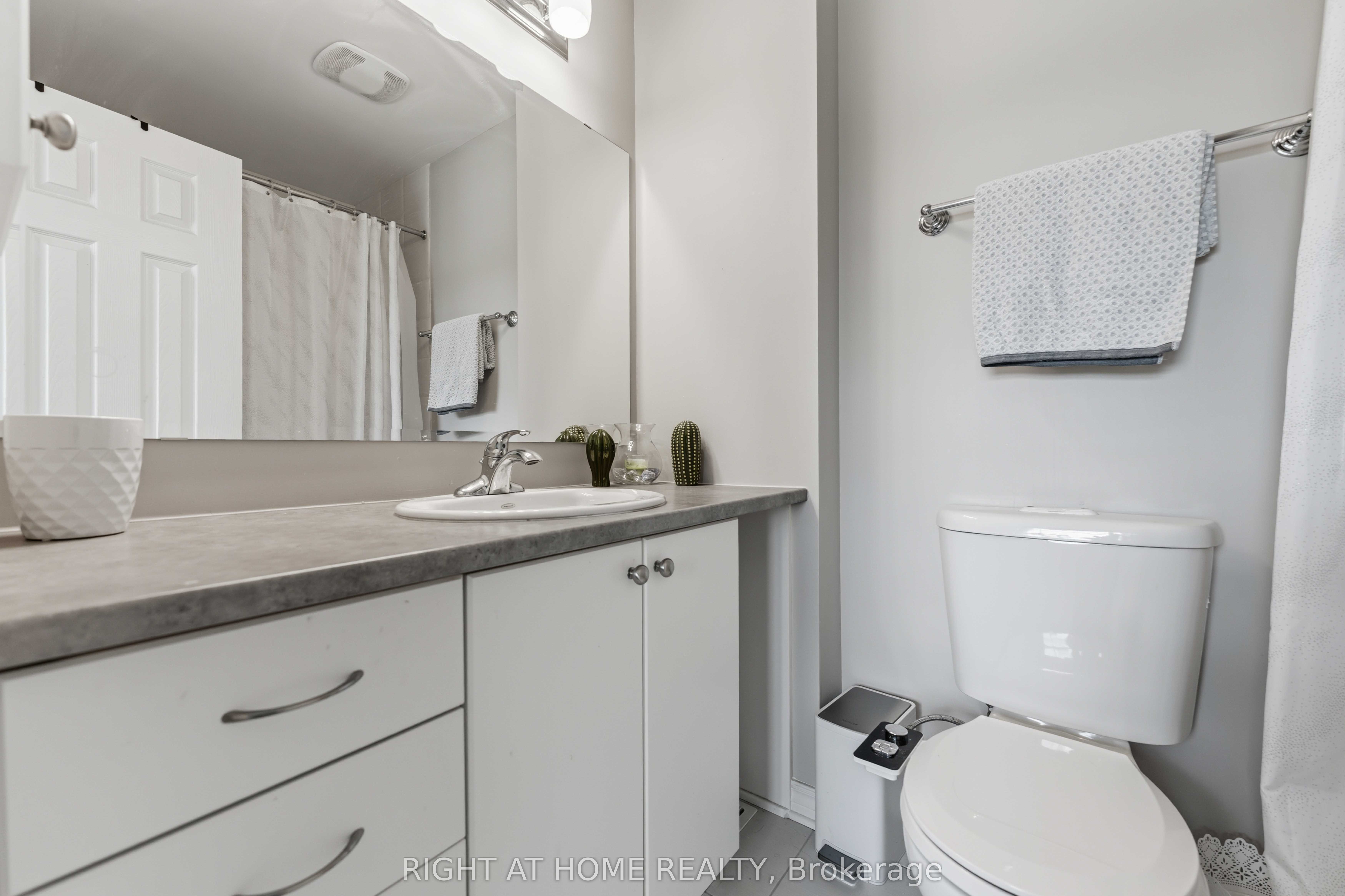 354 Brettonwood Ridge Property Photo 12