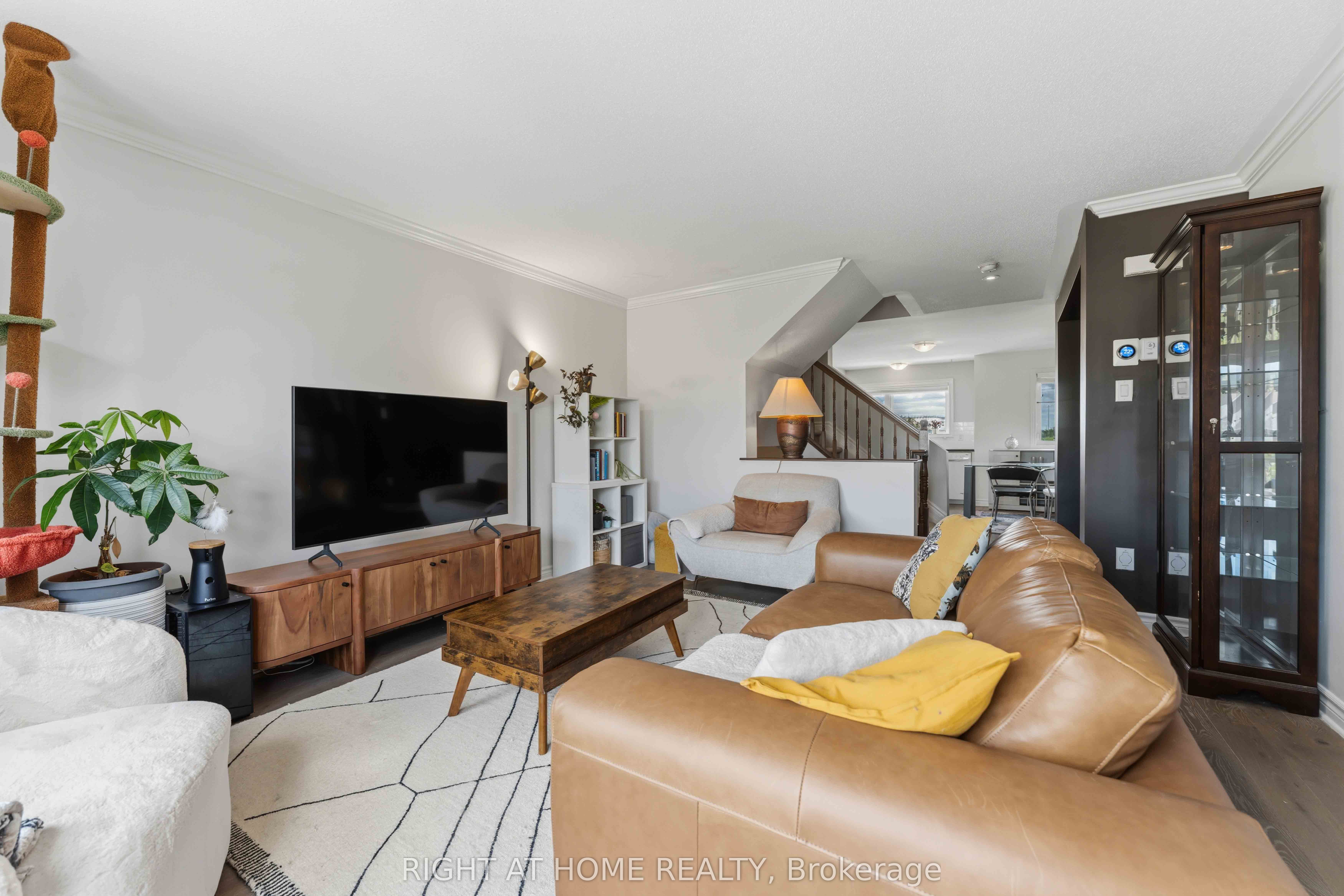 354 Brettonwood Ridge Property Photo 18