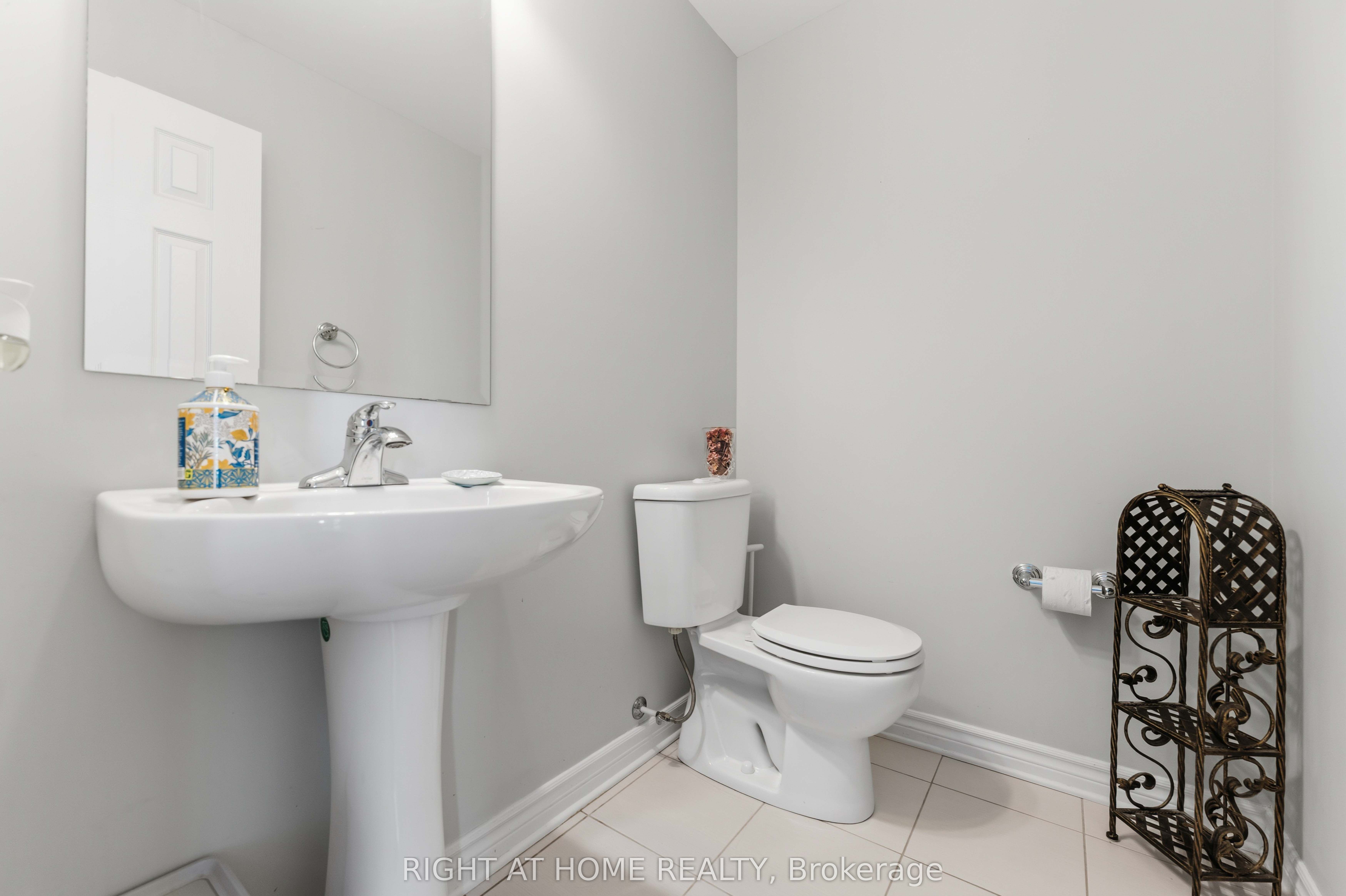354 Brettonwood Ridge Property Photo 21