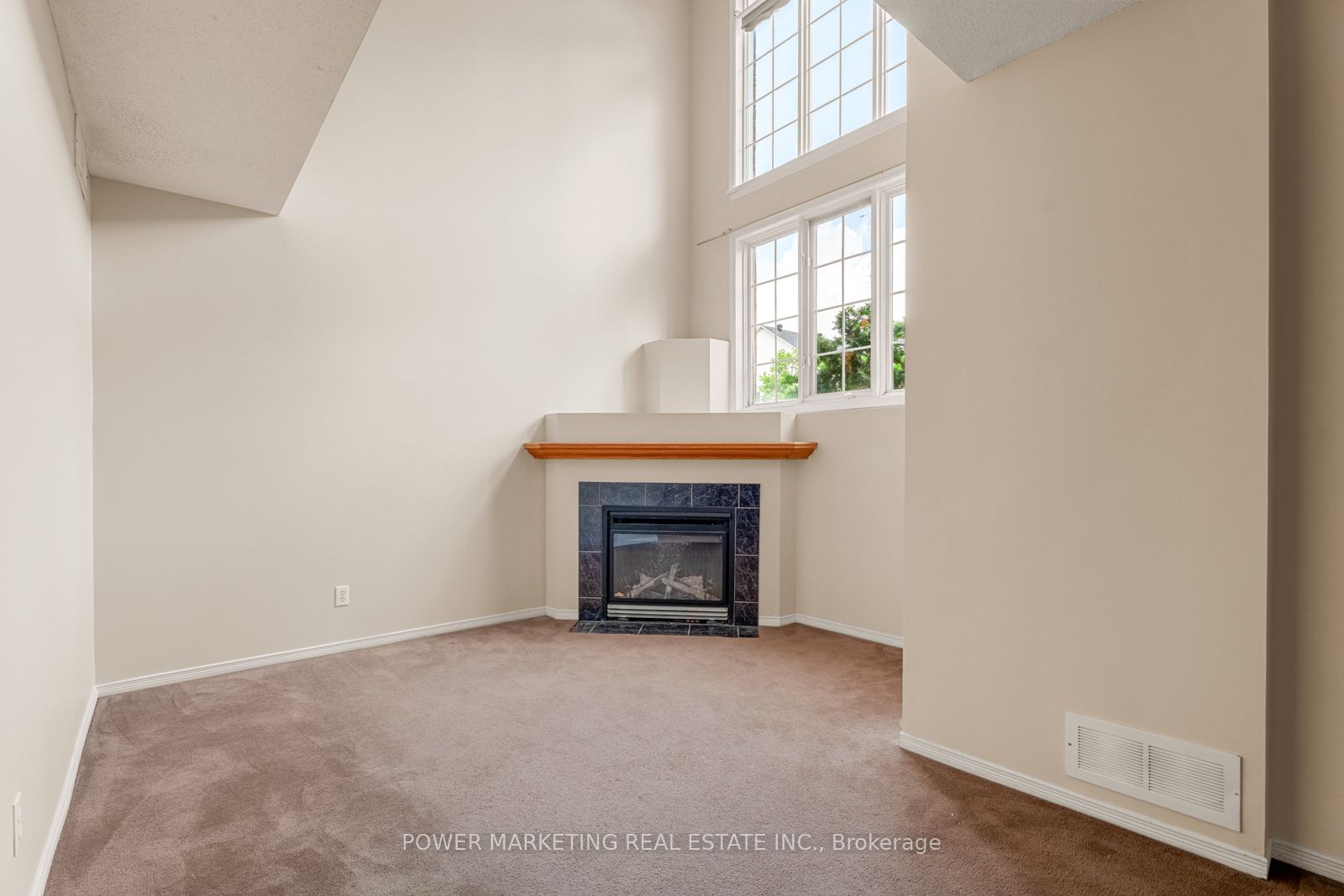 1701 Blohm Drive 10 Property Photo 19