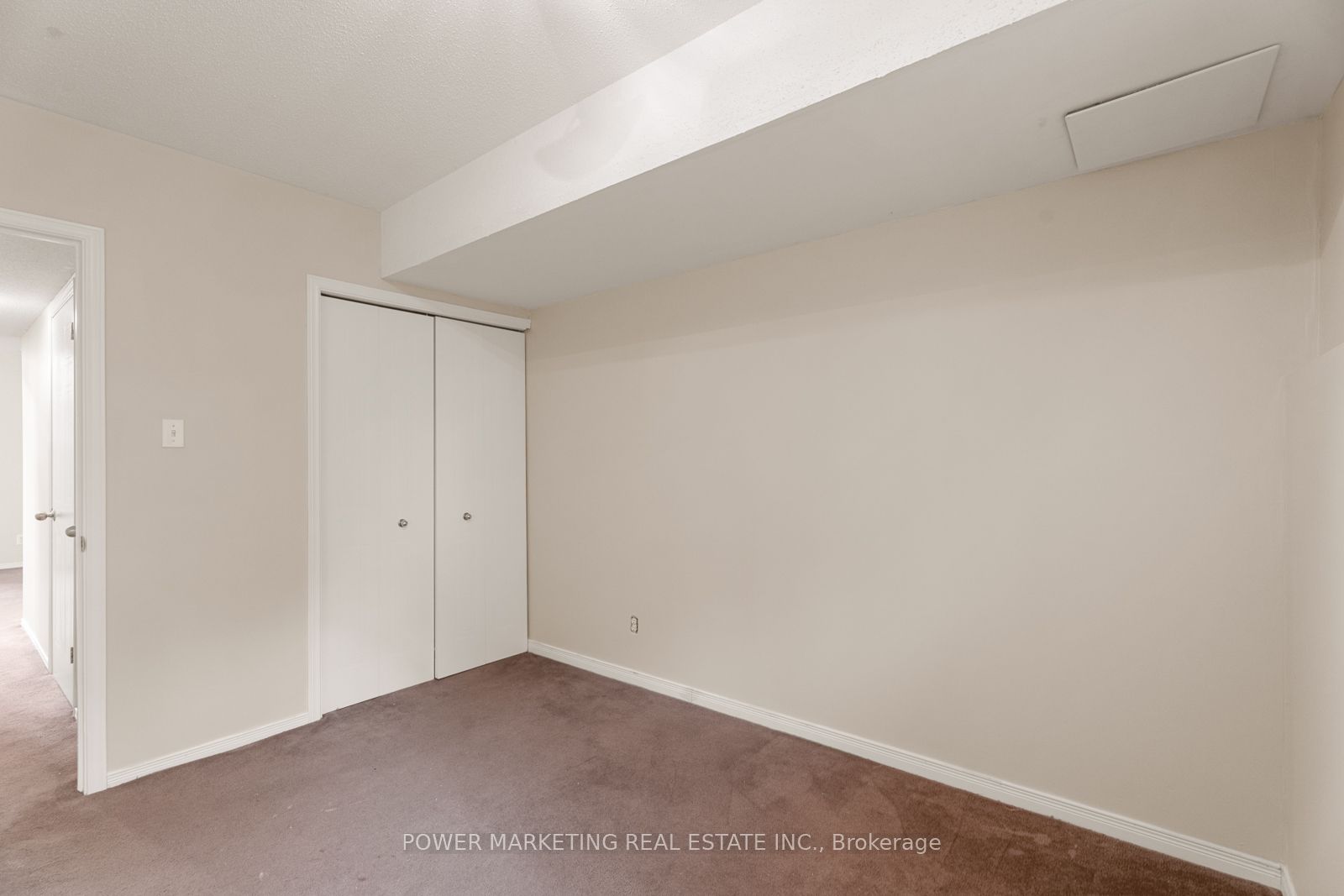1701 Blohm Drive 10 Property Photo 22