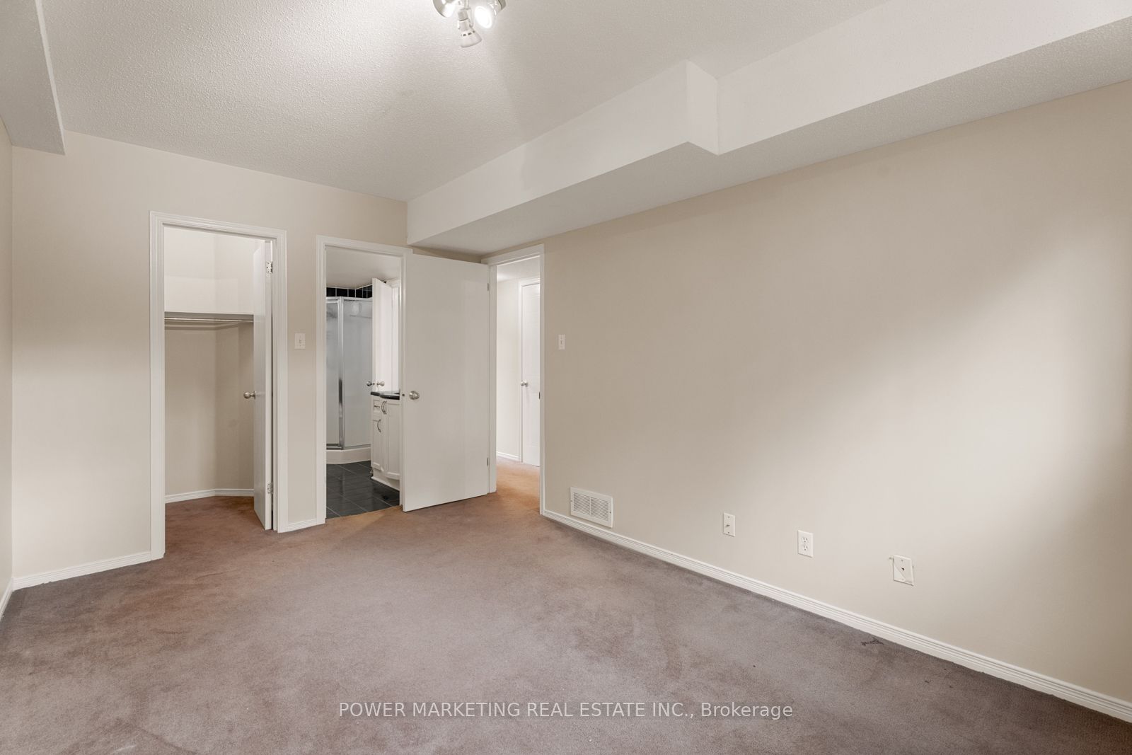 1701 Blohm Drive 10 Property Photo 26