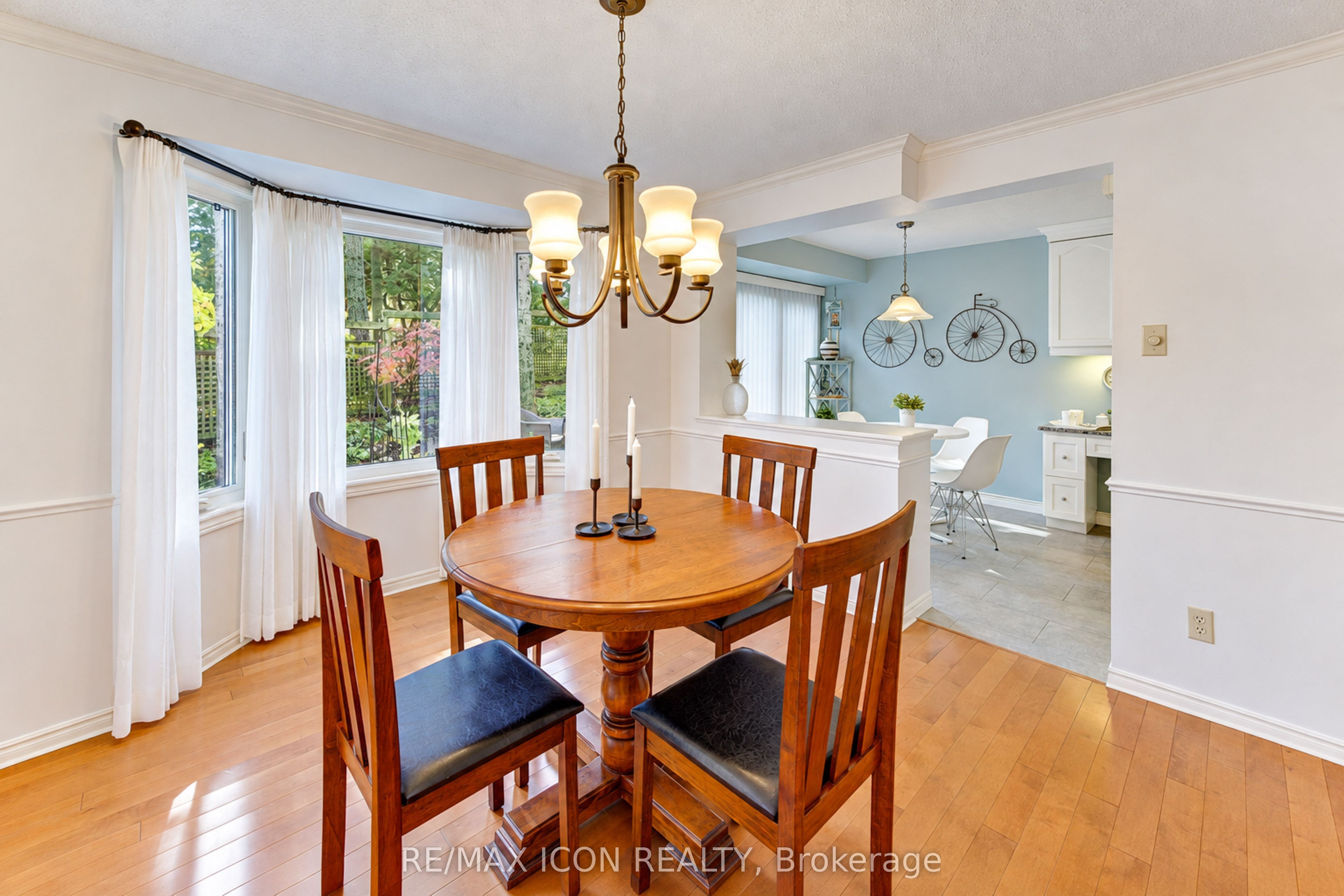 406 Craigleith Drive 3 Property Photo 10