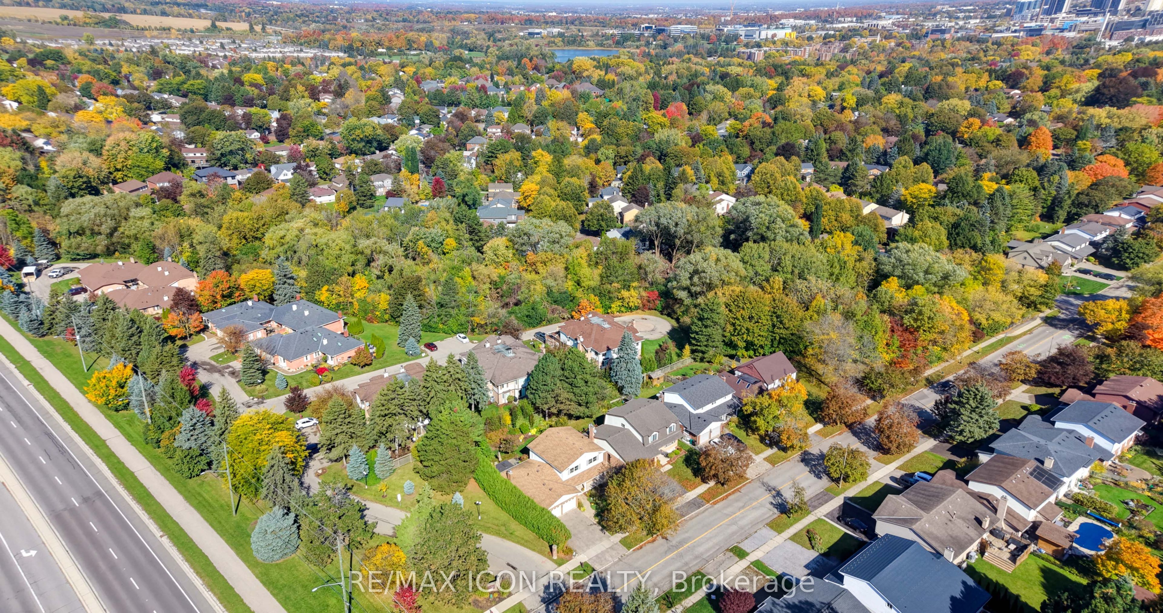 406 Craigleith Drive 3 Property Photo 48