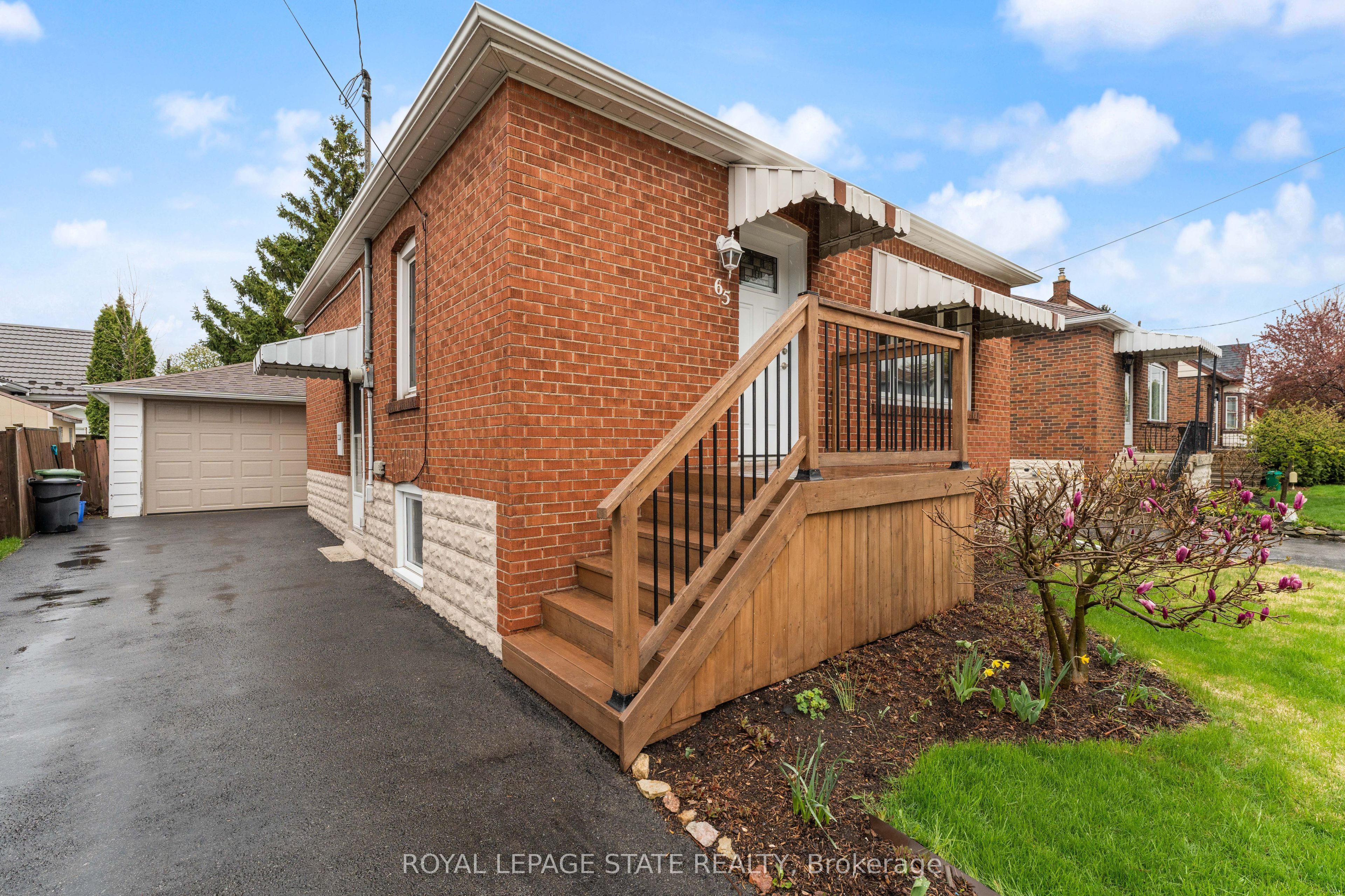 65 East 11th Street Main Floor Property Photo 3
