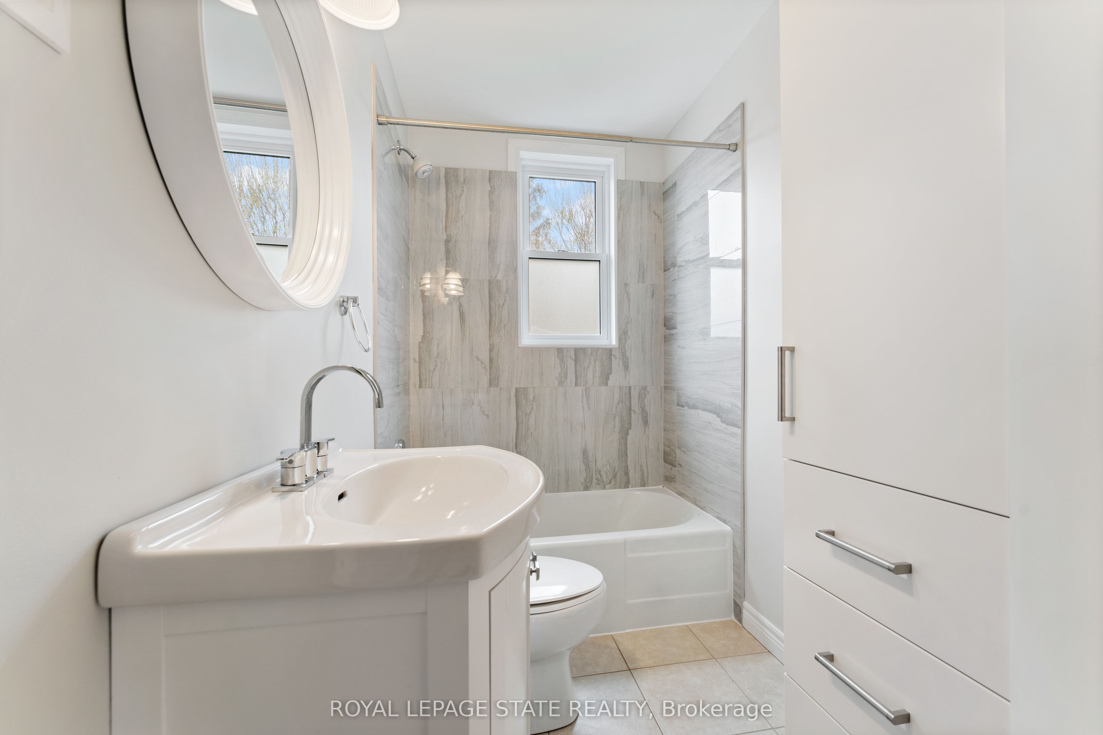 65 East 11th Street Main Floor Property Photo 13