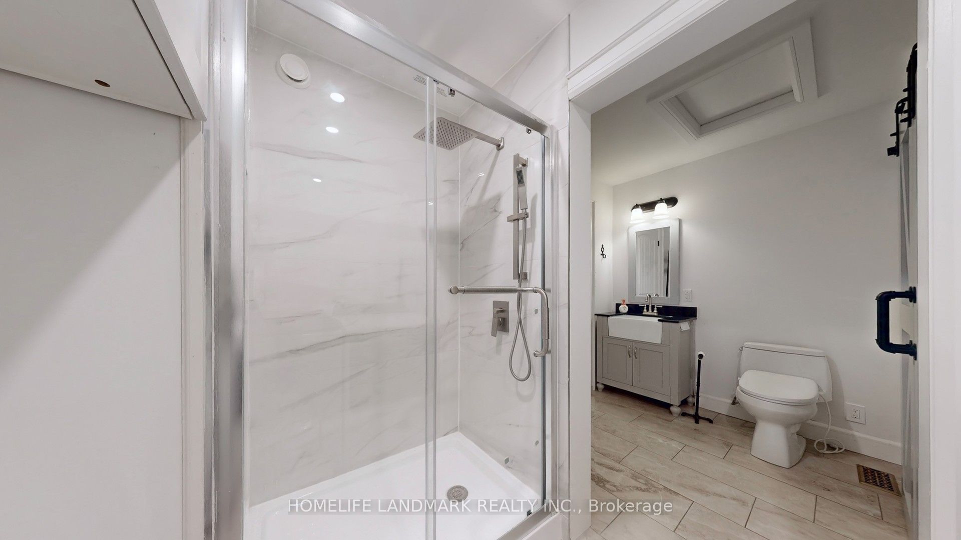 208 Lakeshore Drive Property Photo 28