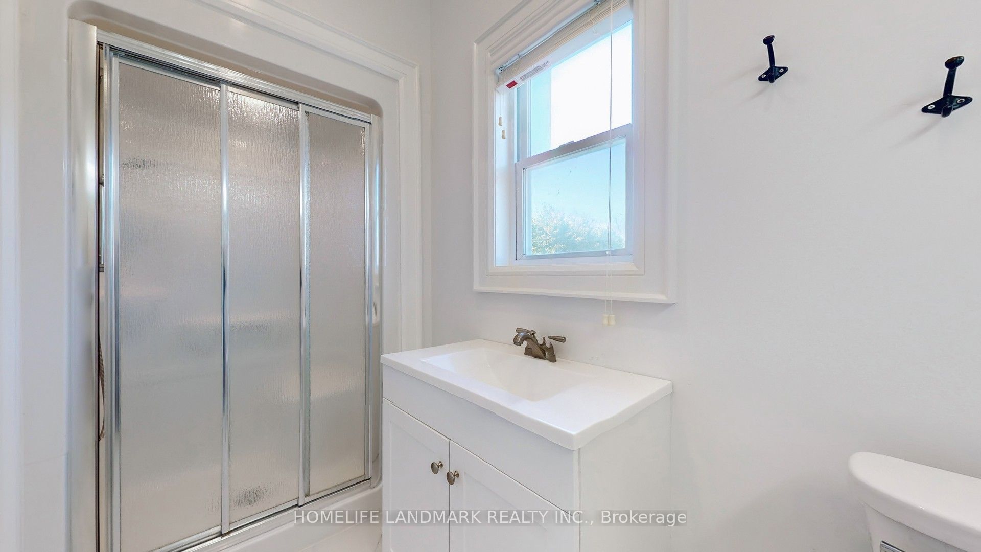 208 Lakeshore Drive Property Photo 41