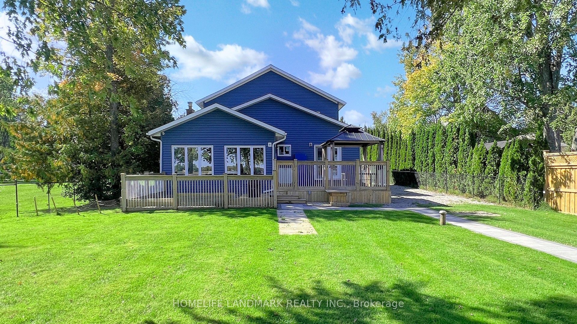 208 Lakeshore Drive Property Photo 43