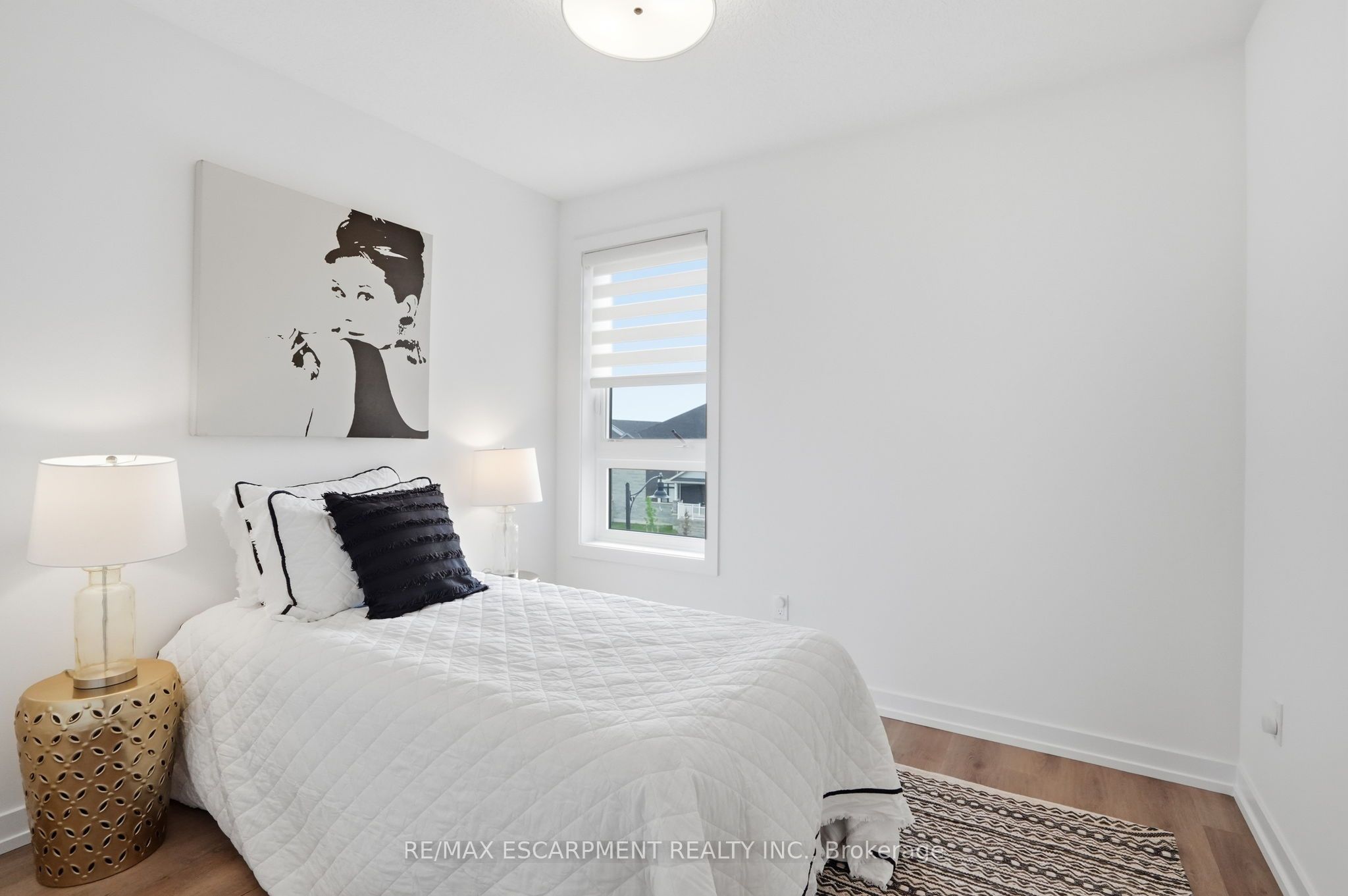 245 Burke Street Property Photo 20