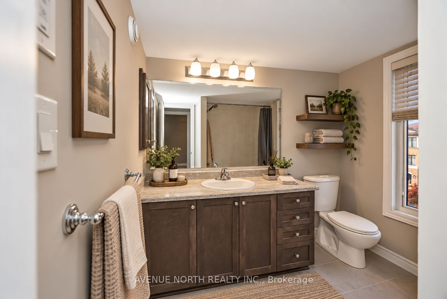 135 Bluestone Private 7 Property Photo 12
