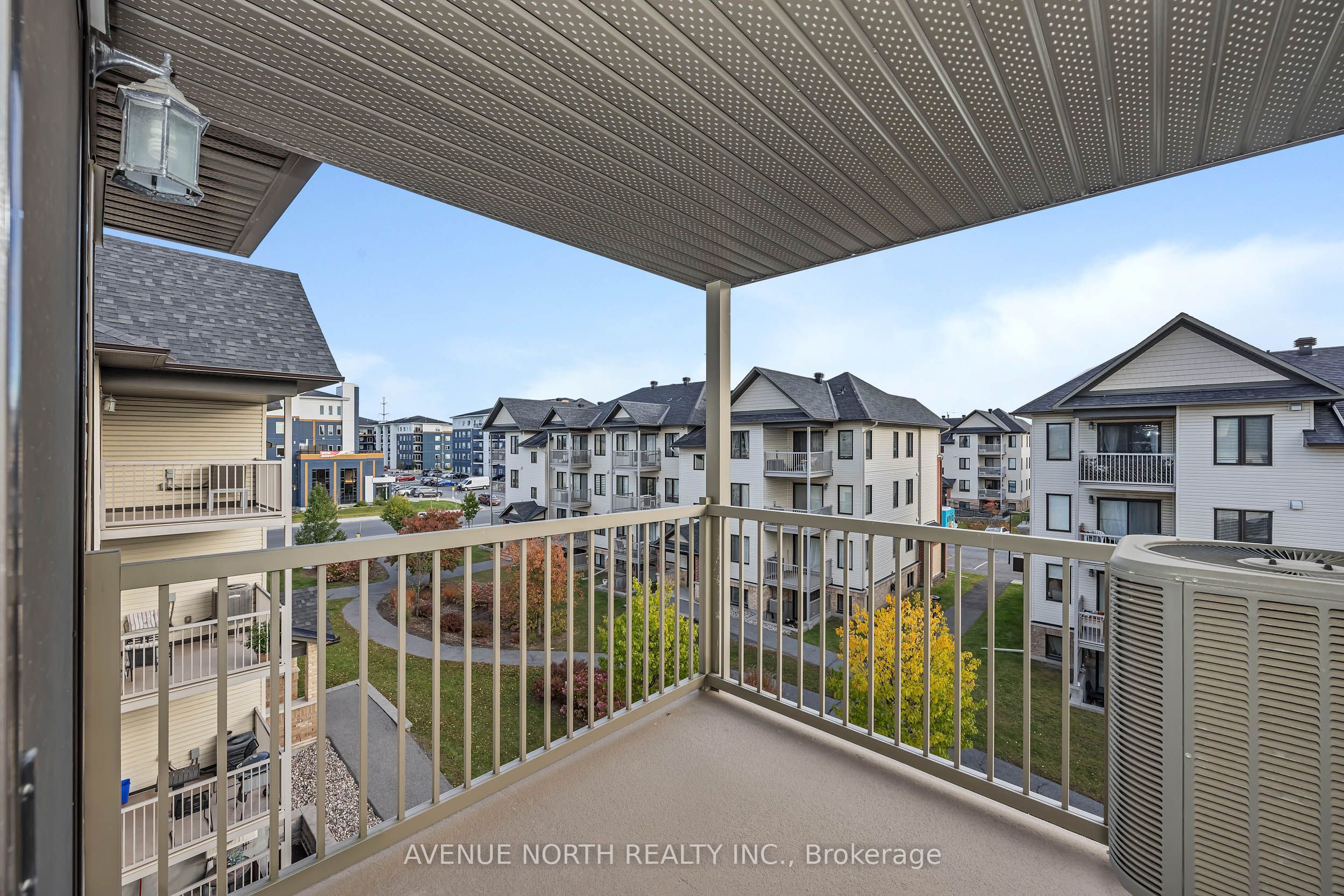 135 Bluestone Private 7 Property Photo 25