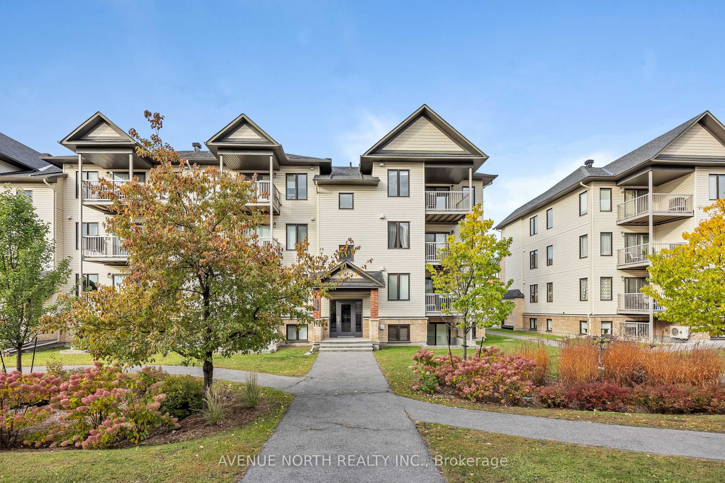 135 Bluestone Private 7 Property Photo 27