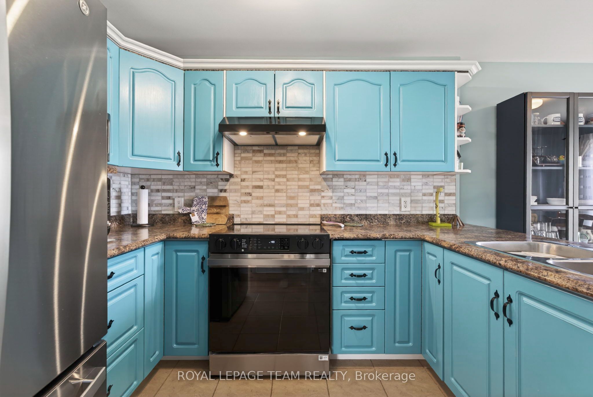 106 Hemlock Crescent Property Photo 10