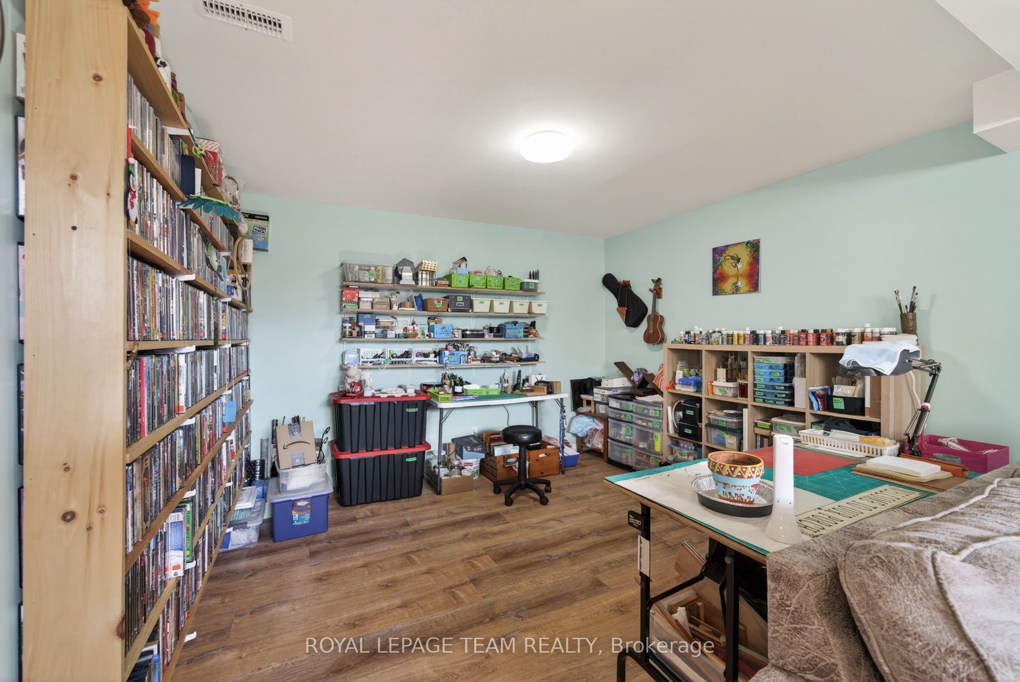 106 Hemlock Crescent Property Photo 23