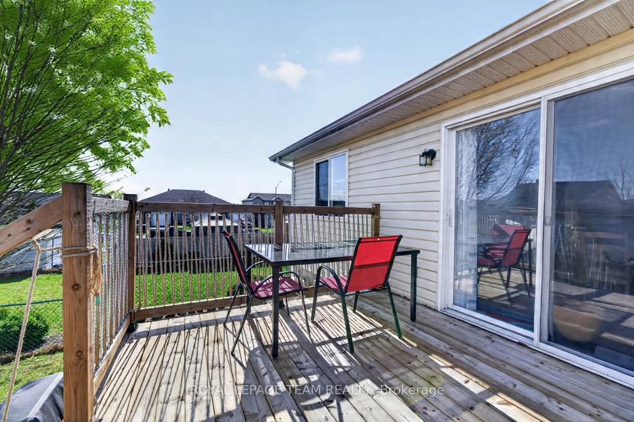 106 Hemlock Crescent Property Photo 30