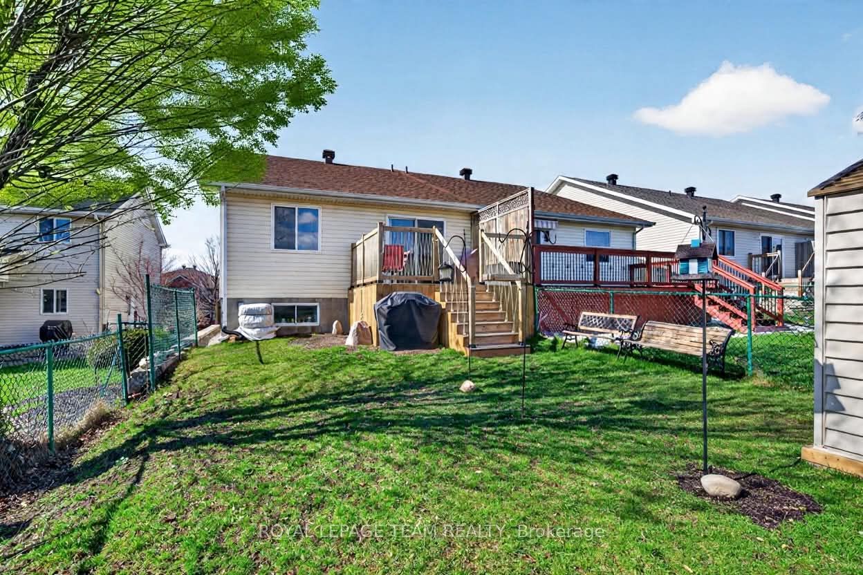 106 Hemlock Crescent Property Photo 33