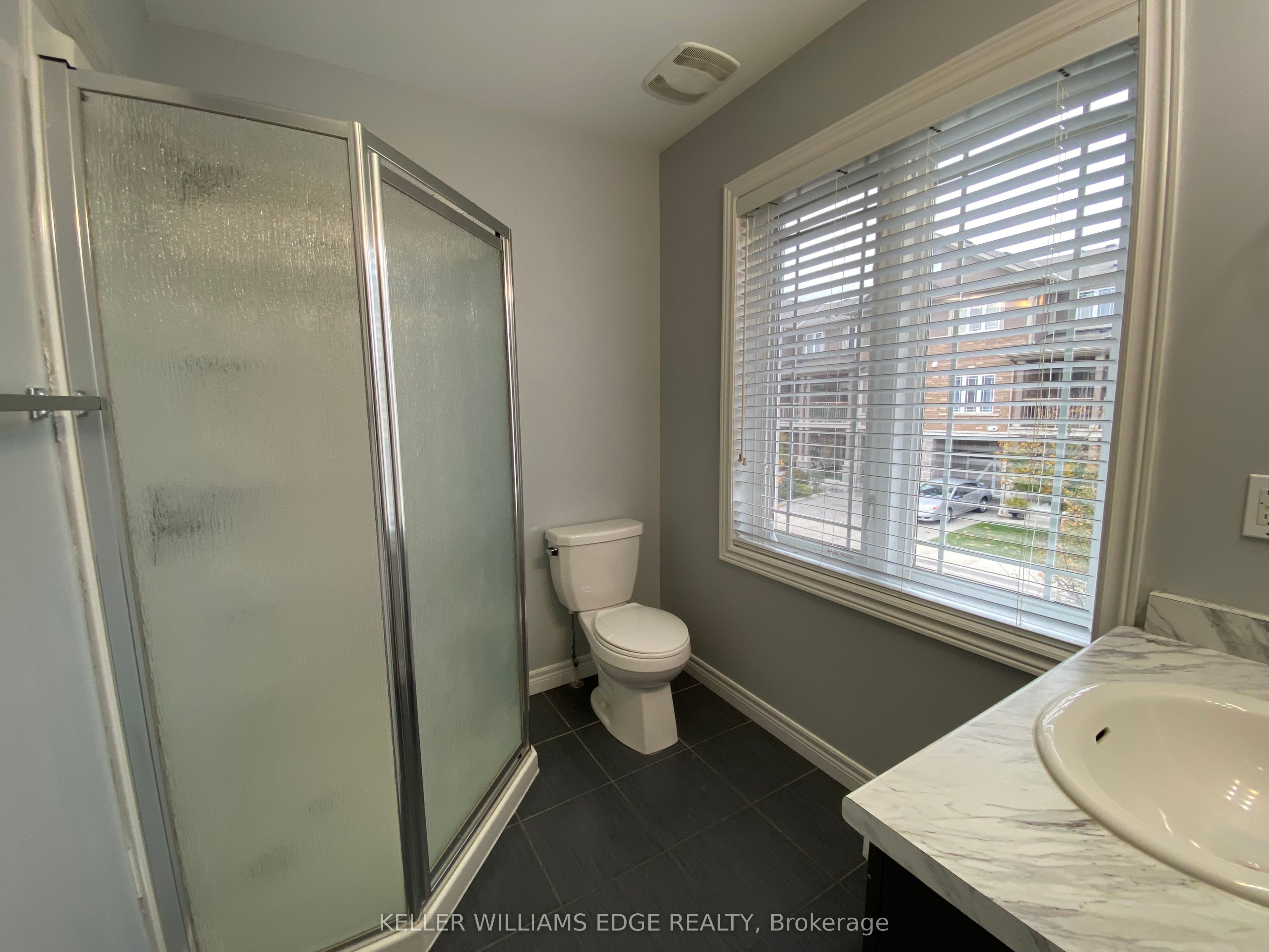 90 Bloom Crescent Property Photo 10