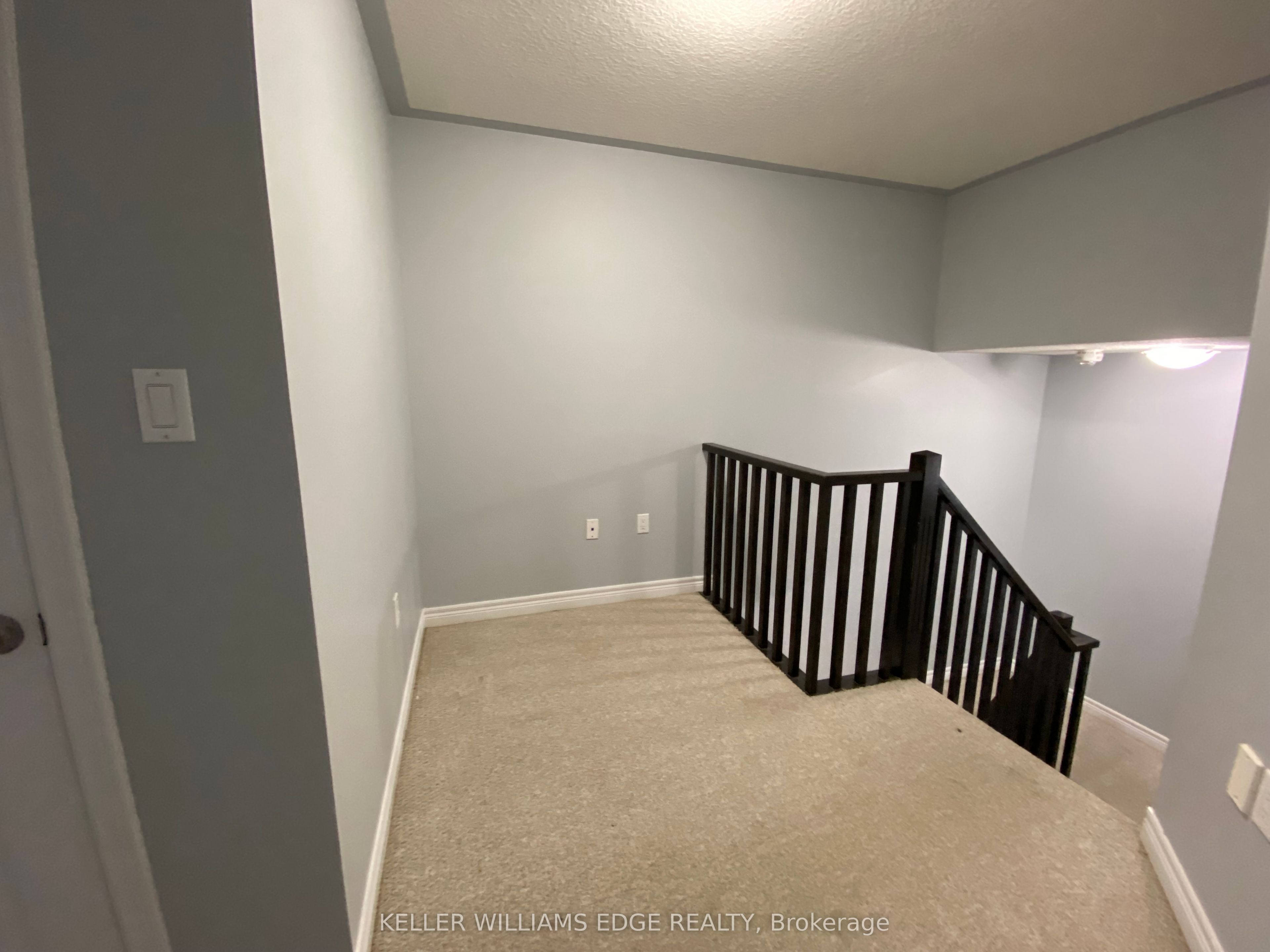 90 Bloom Crescent Property Photo 11