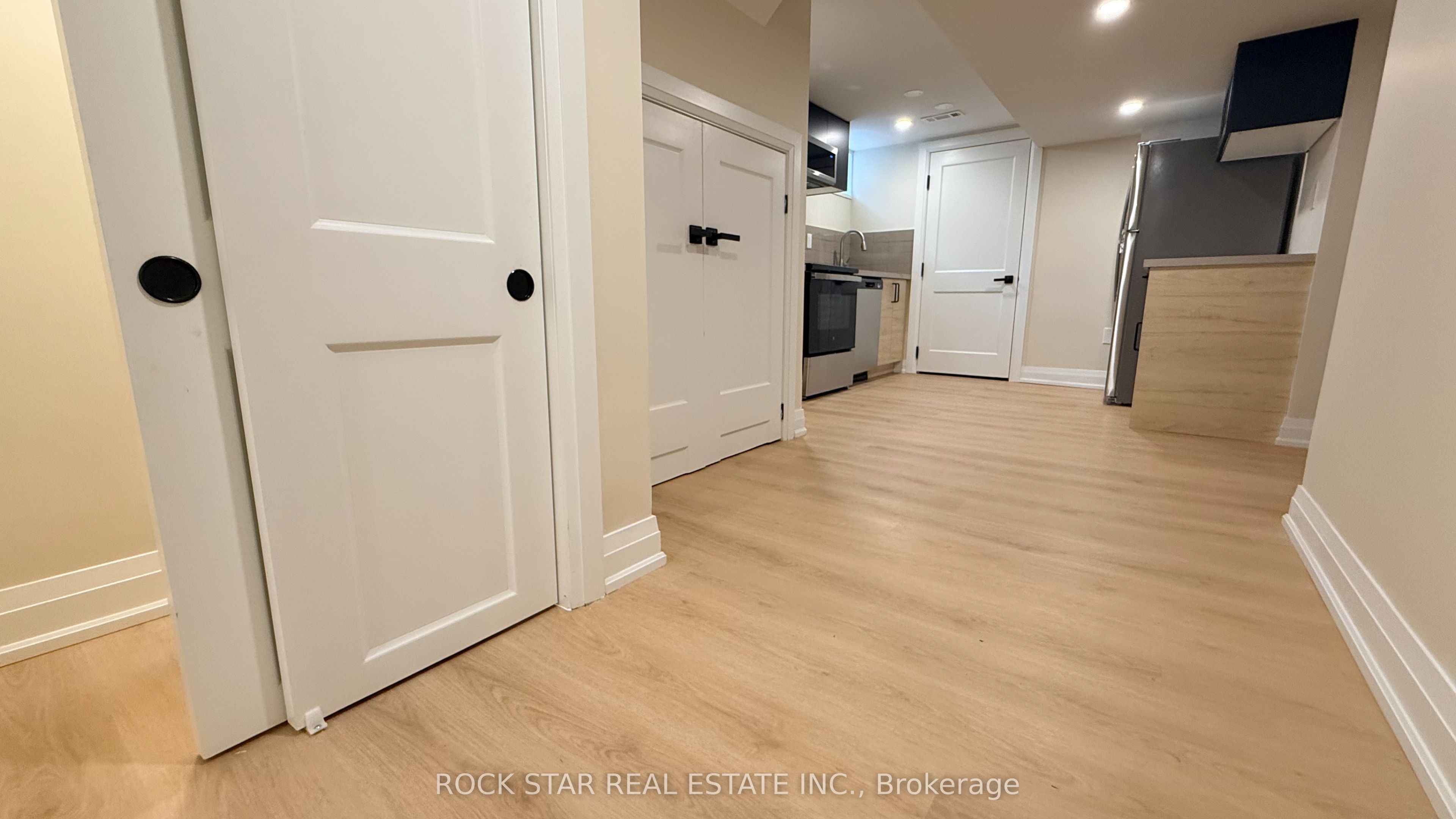 23 Stanley Street Bsmt Property Photo 9