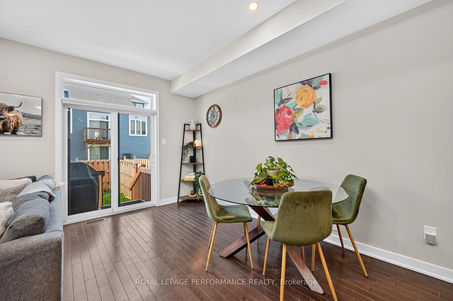 1016 Kijik Crescent Property Photo 12