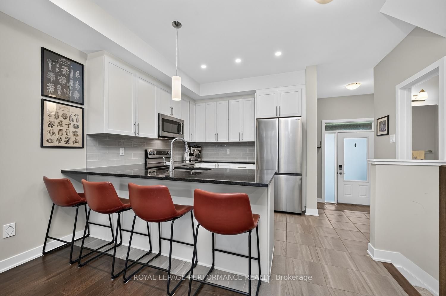 1016 Kijik Crescent Property Photo 13