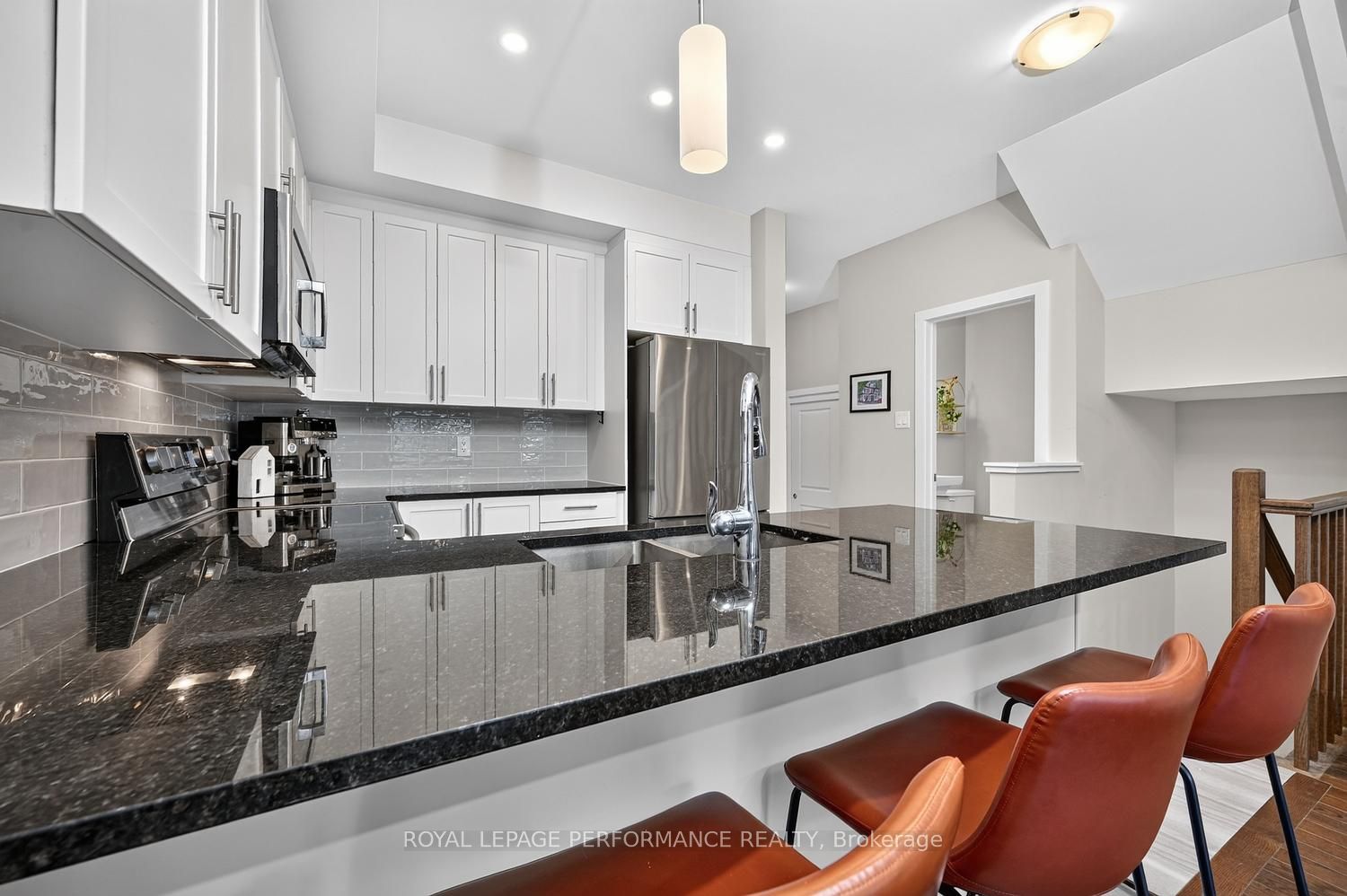 1016 Kijik Crescent Property Photo 16