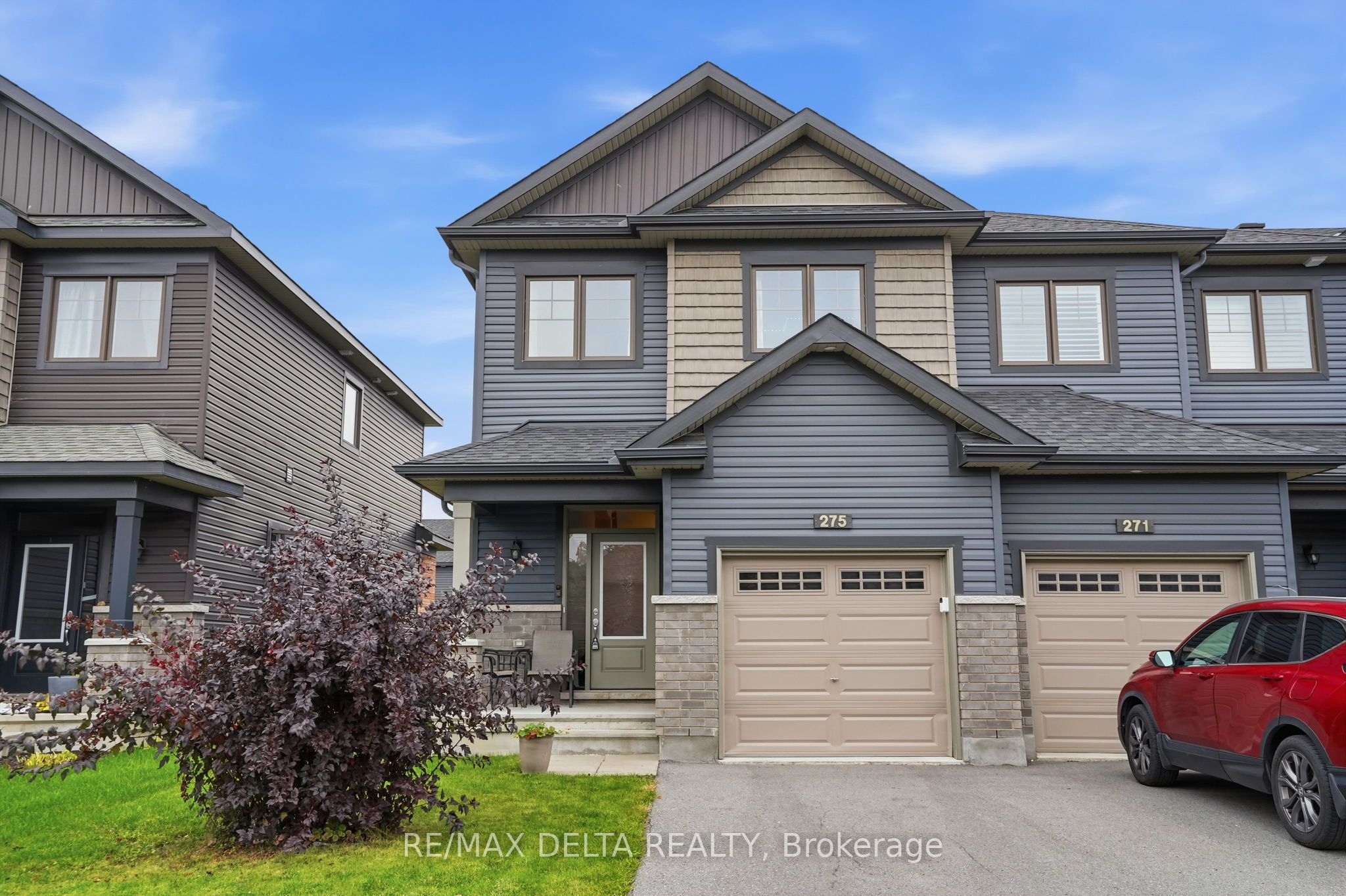 275 De L'Etang Street Property Photo 1