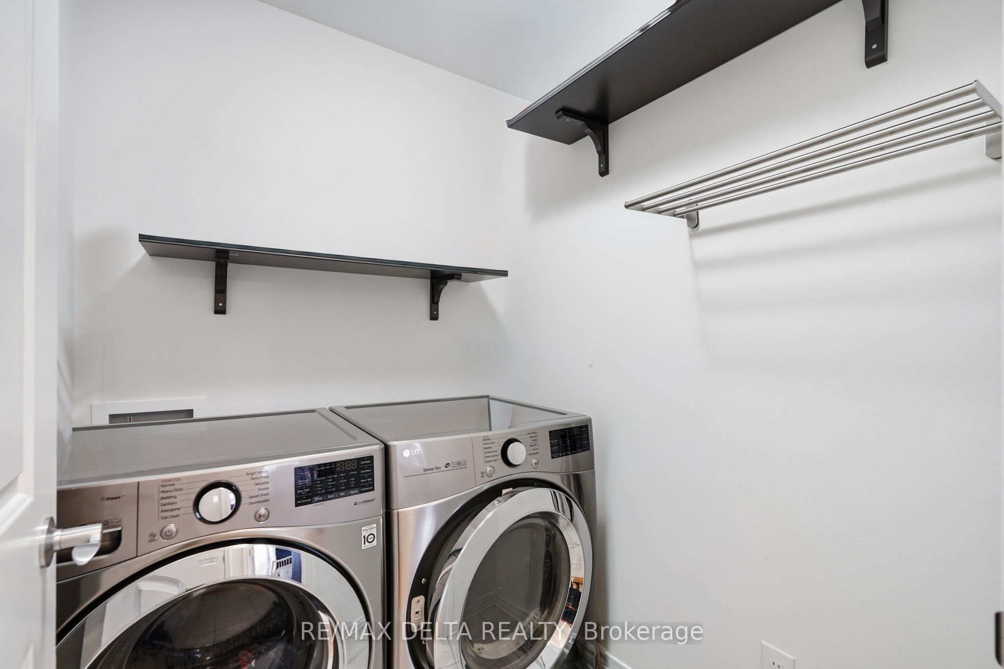 275 De L'etang Street Property Photo 16