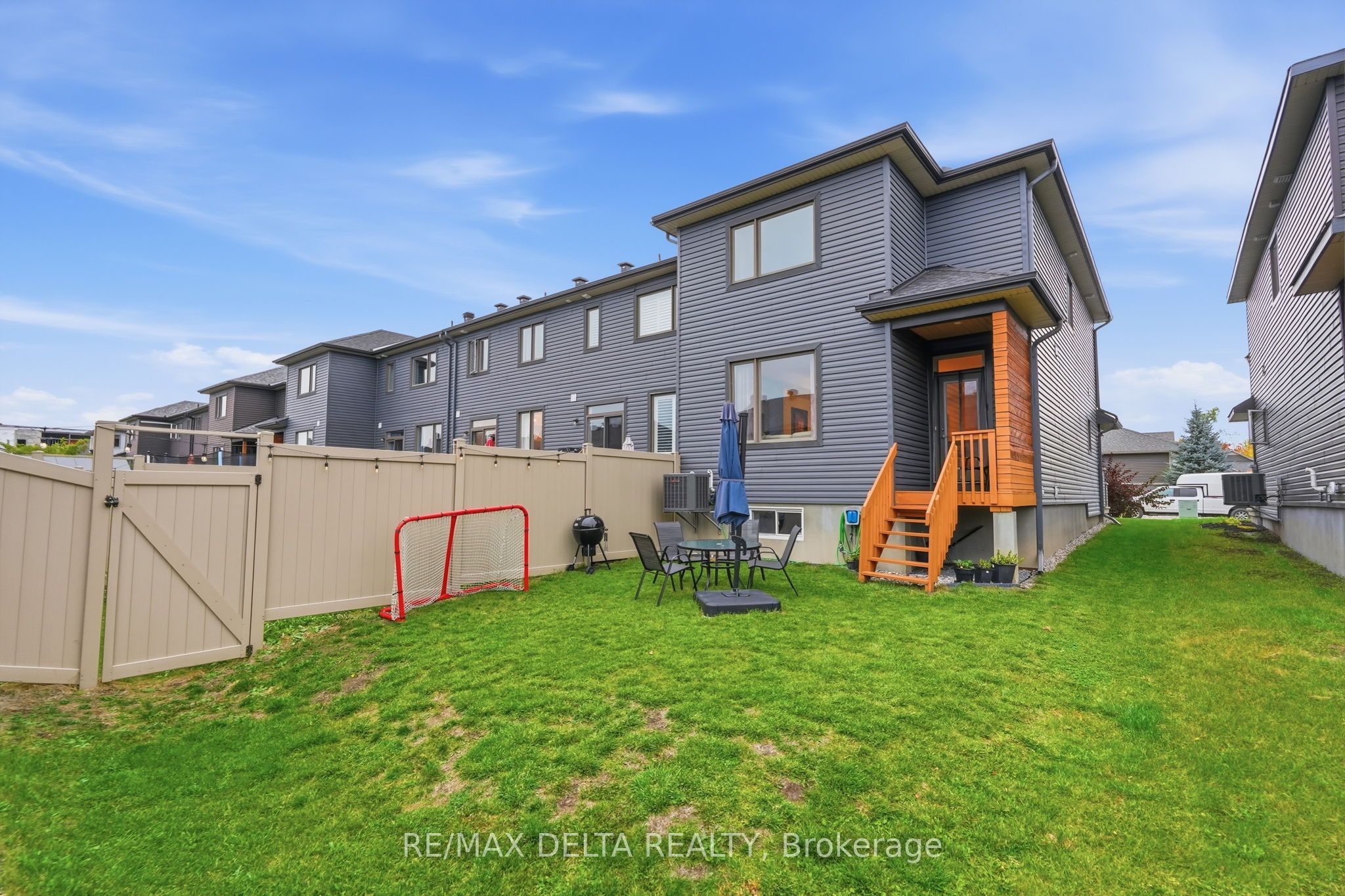 275 De L'etang Street Property Photo 19