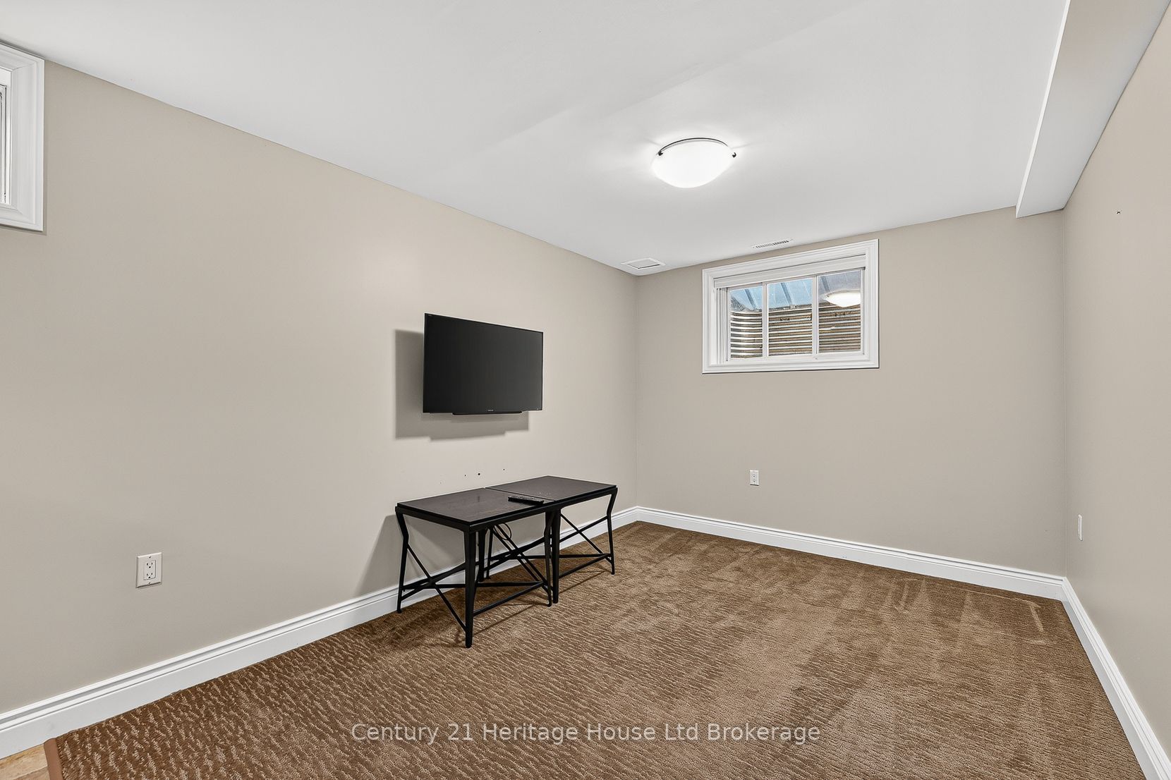 1028 Alberni Road Property Photo 35