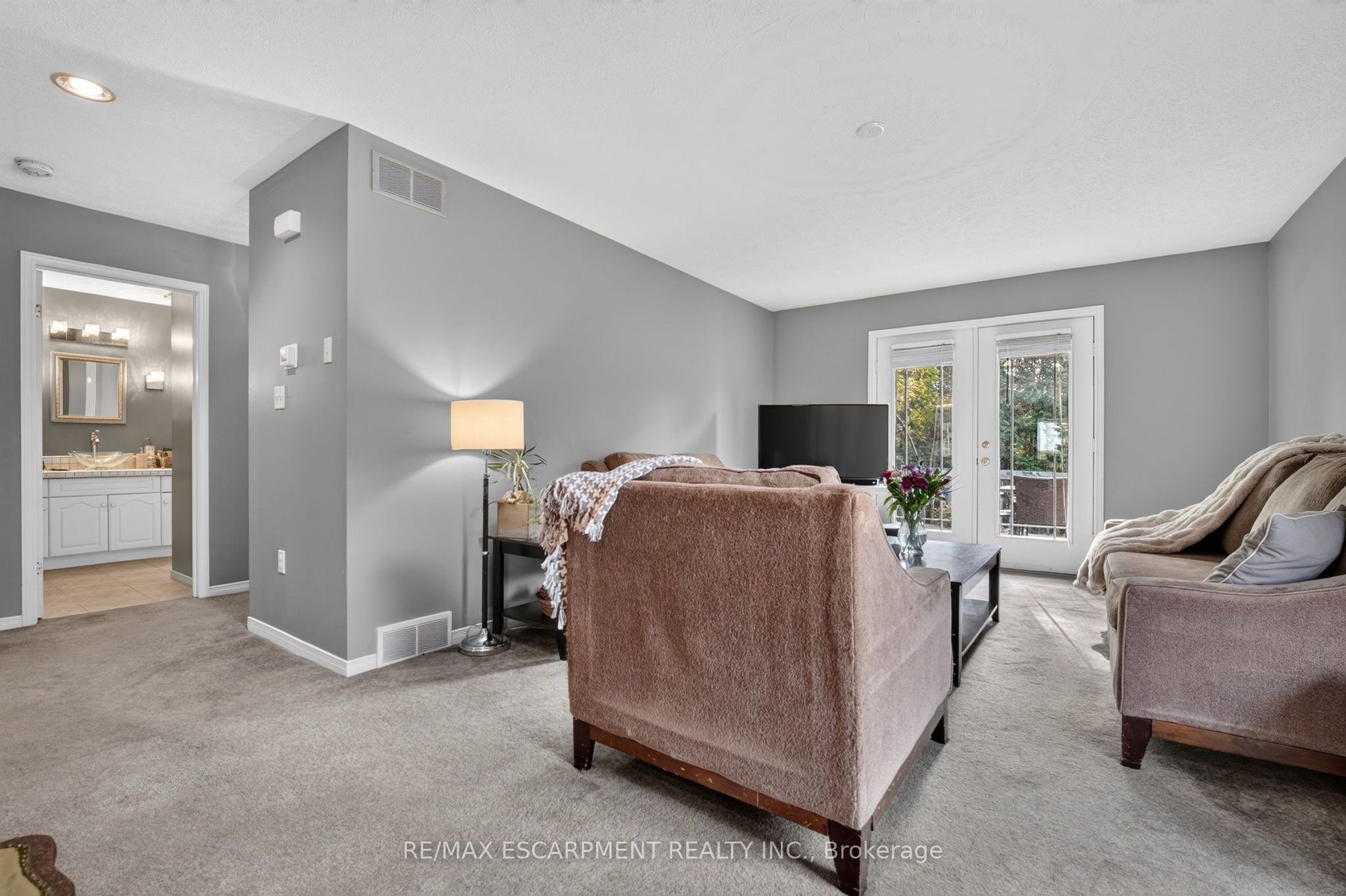 13 Barton Street Property Photo 18