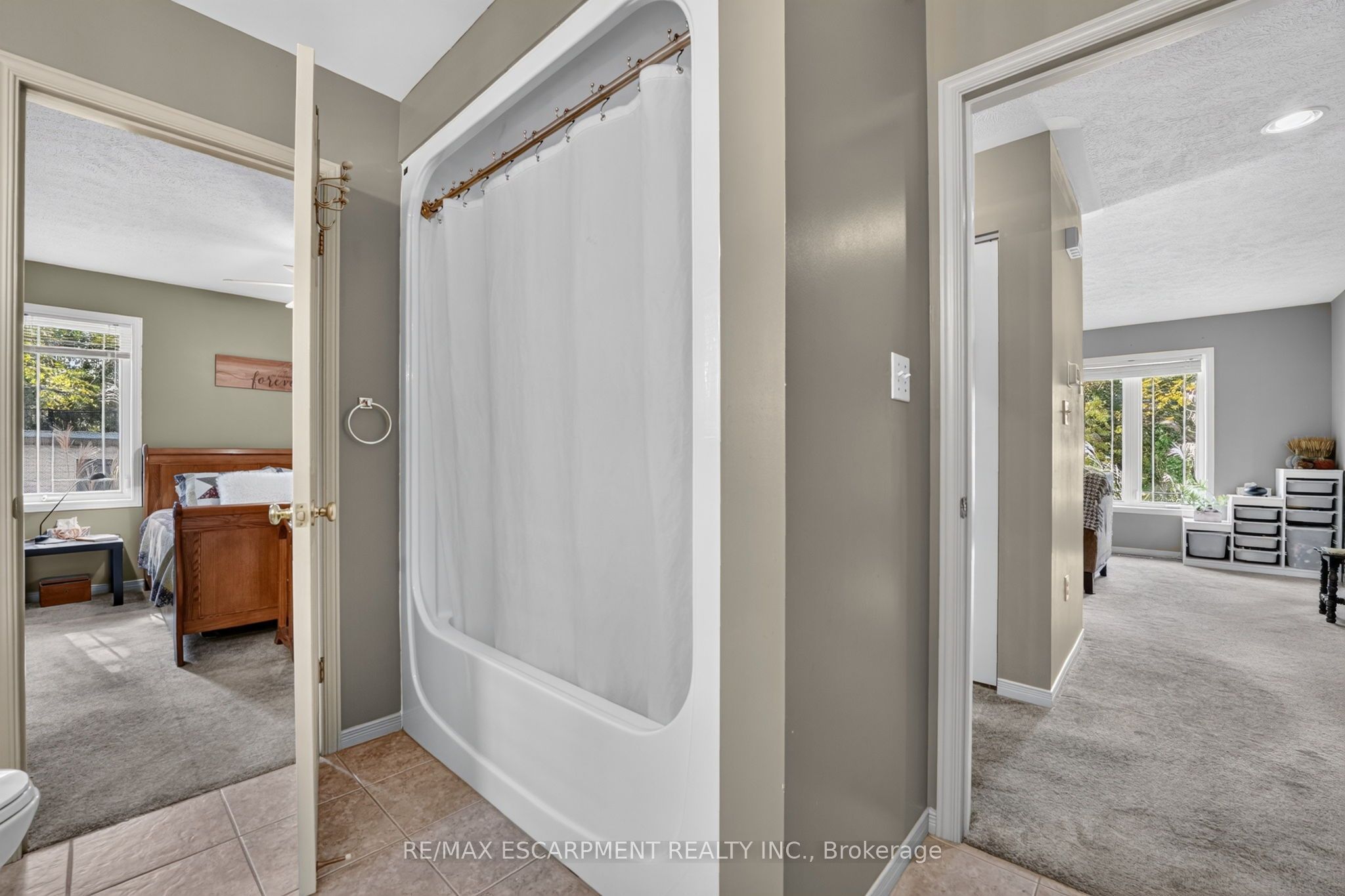 13 Barton Street Property Photo 21