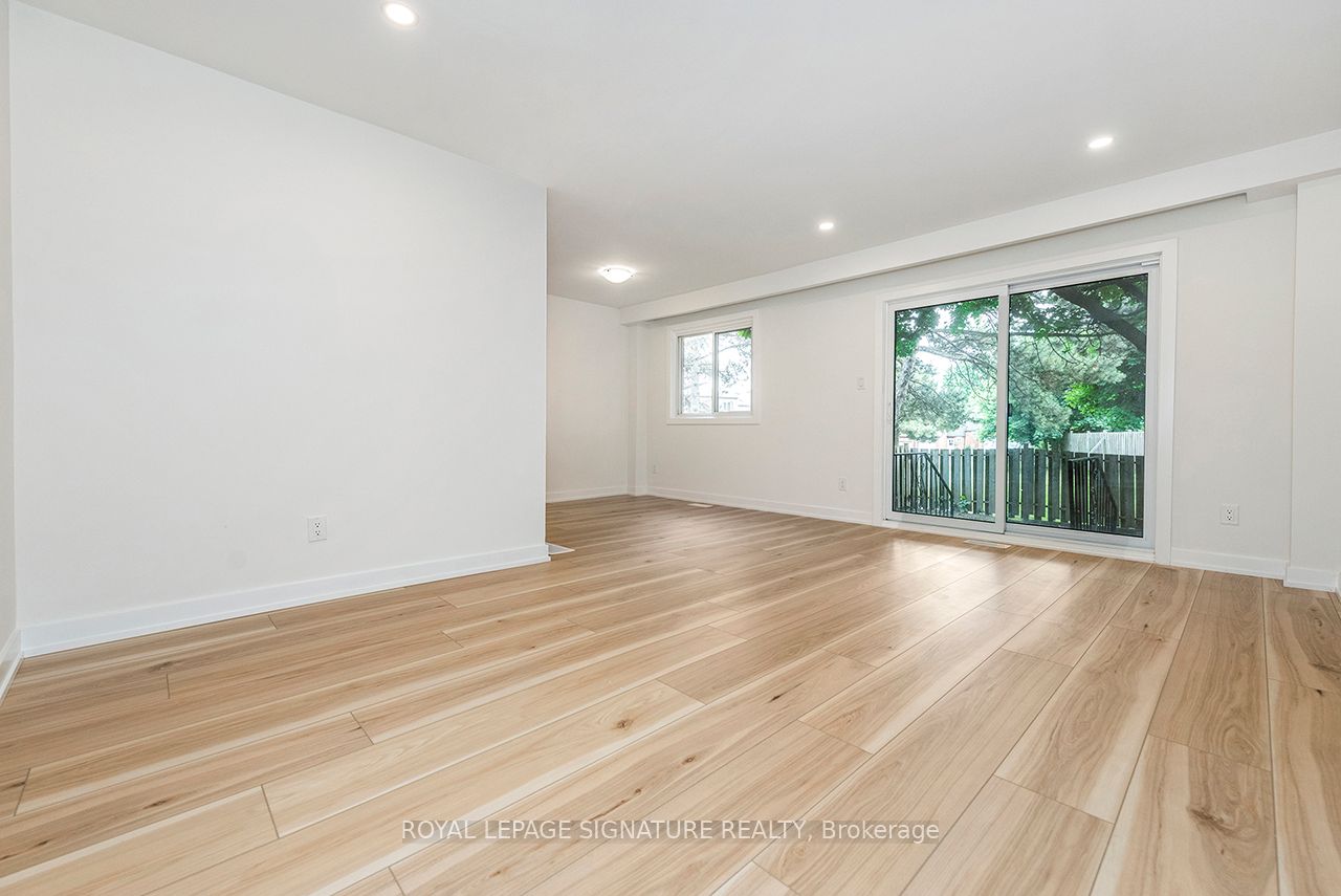 88 Tunbridge Crescent 49 Property Photo 17