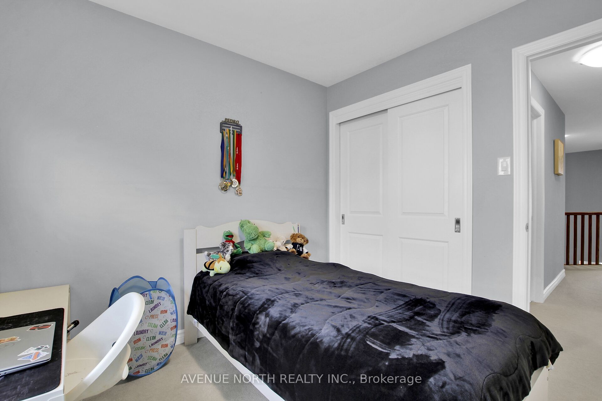 303 Wood Acres Grove Property Photo 44