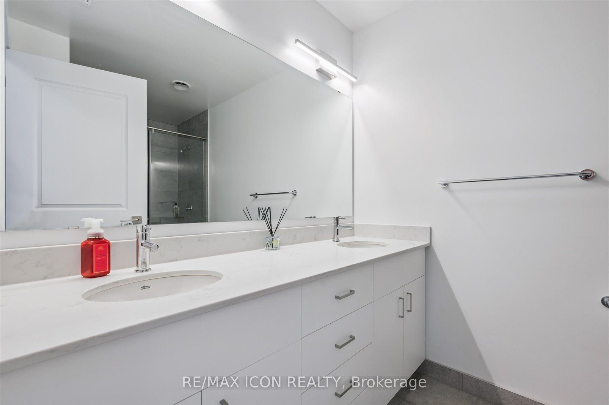 15 Glebe Street 902 Property Photo 16