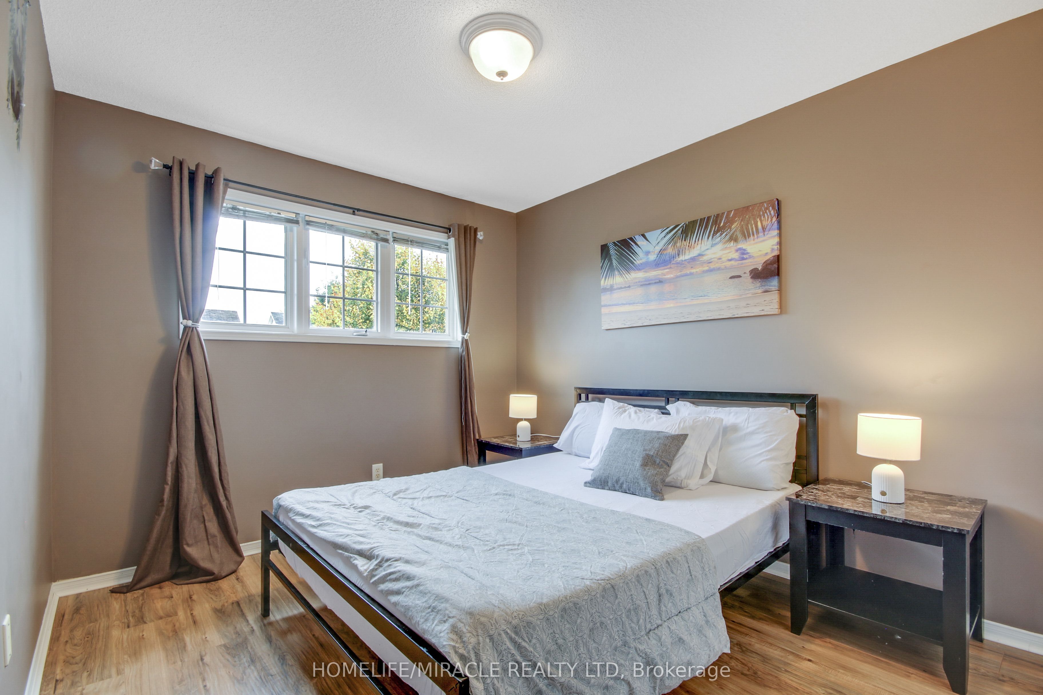 1827 Bloom Crescent Property Photo 18