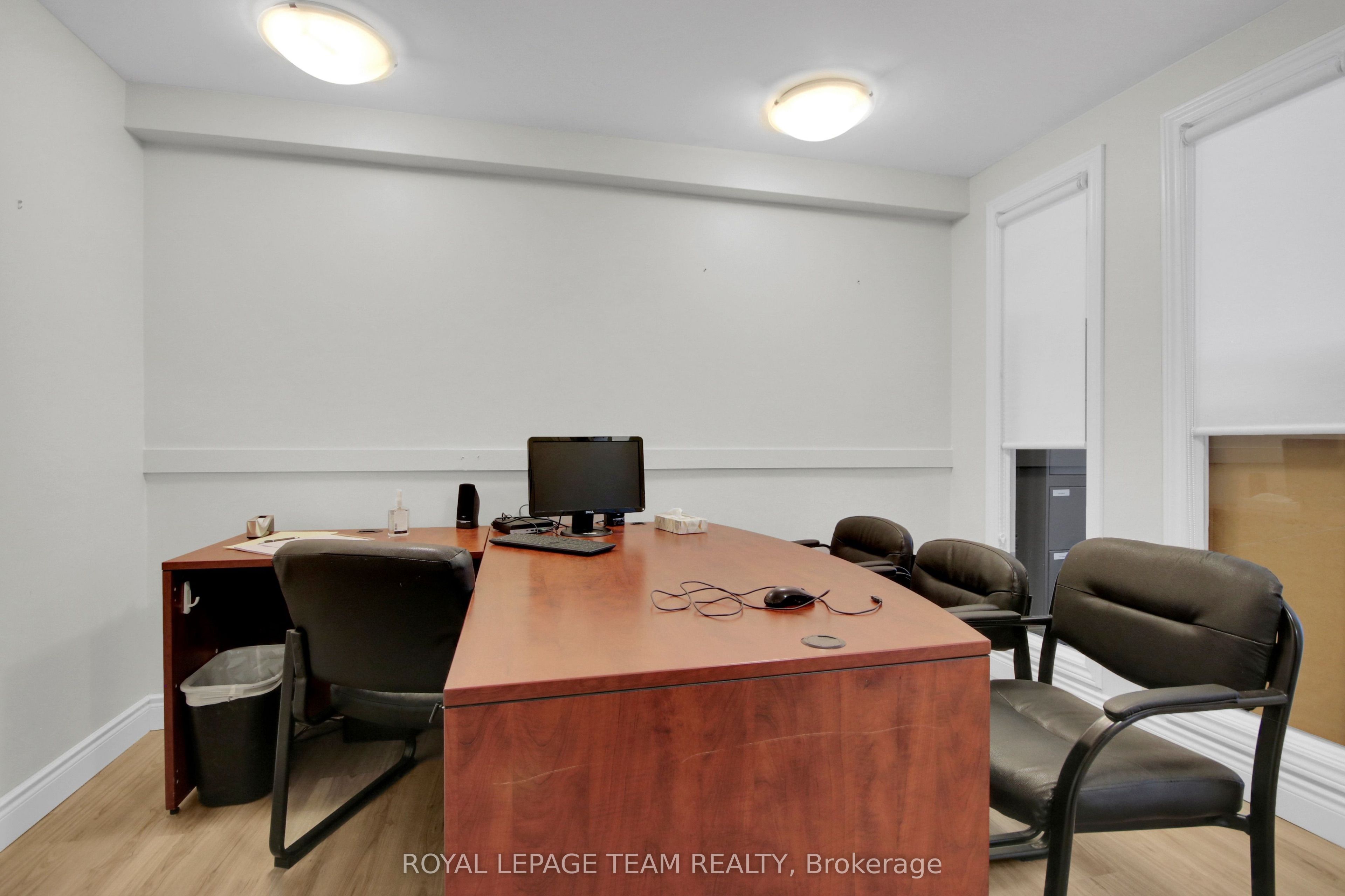 1901 Bank Street Property Photo 8