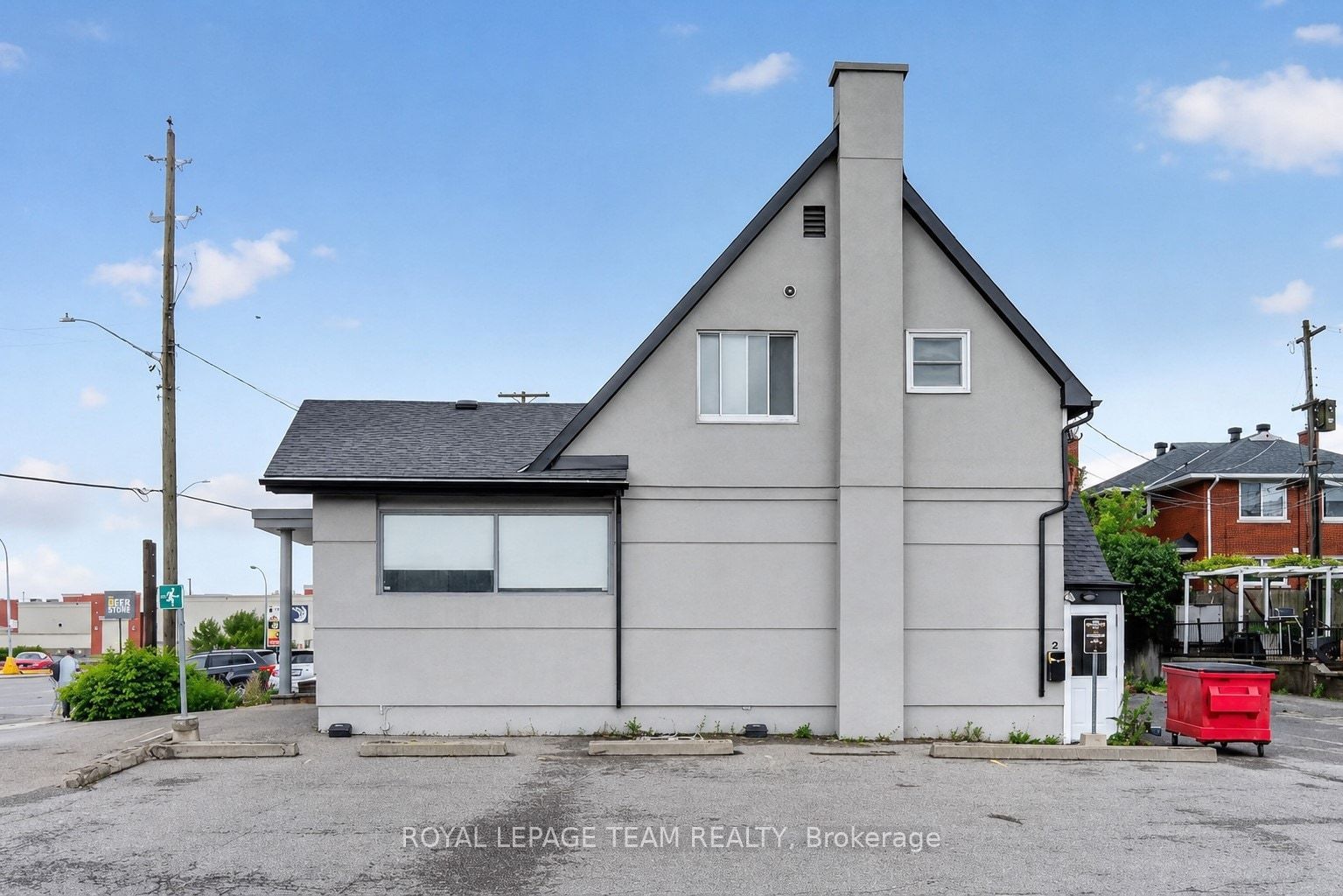 1901 Bank Street Property Photo 11