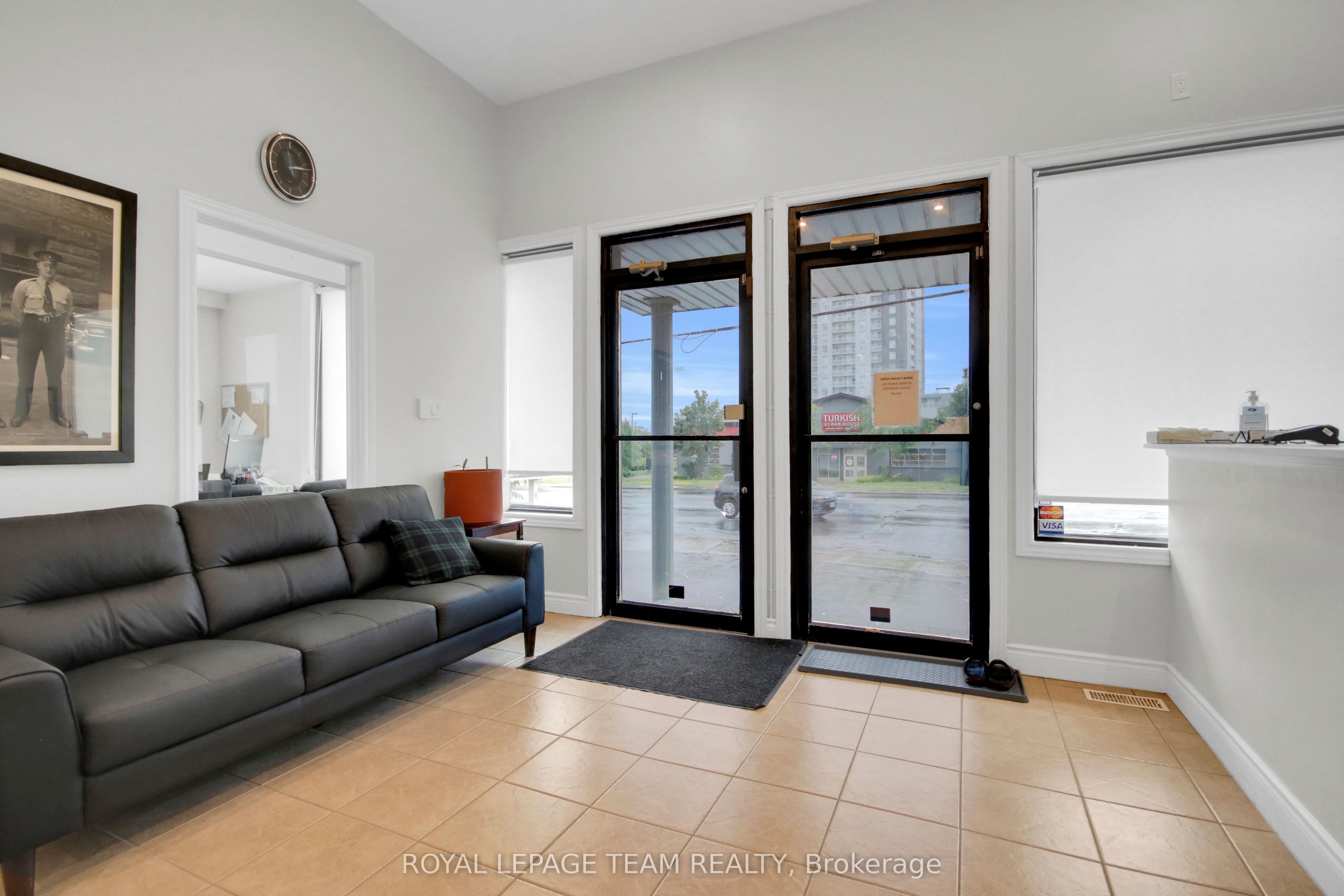 1901 Bank Street Property Photo 14